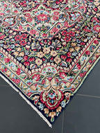 Kirman rug 340 × 240 cm