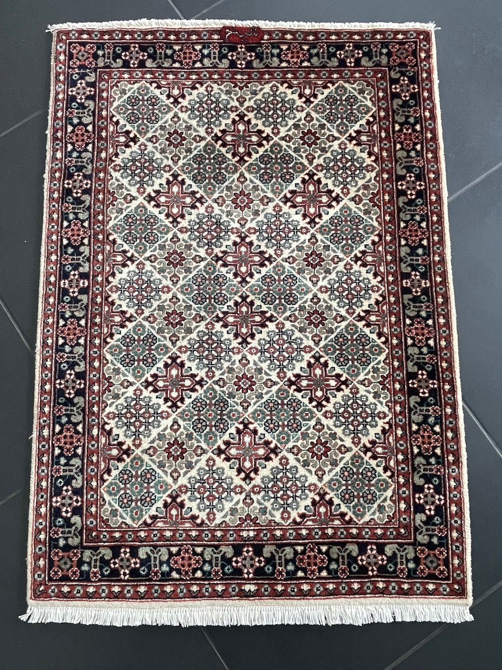 Kashmir rug 90 × 64 cm