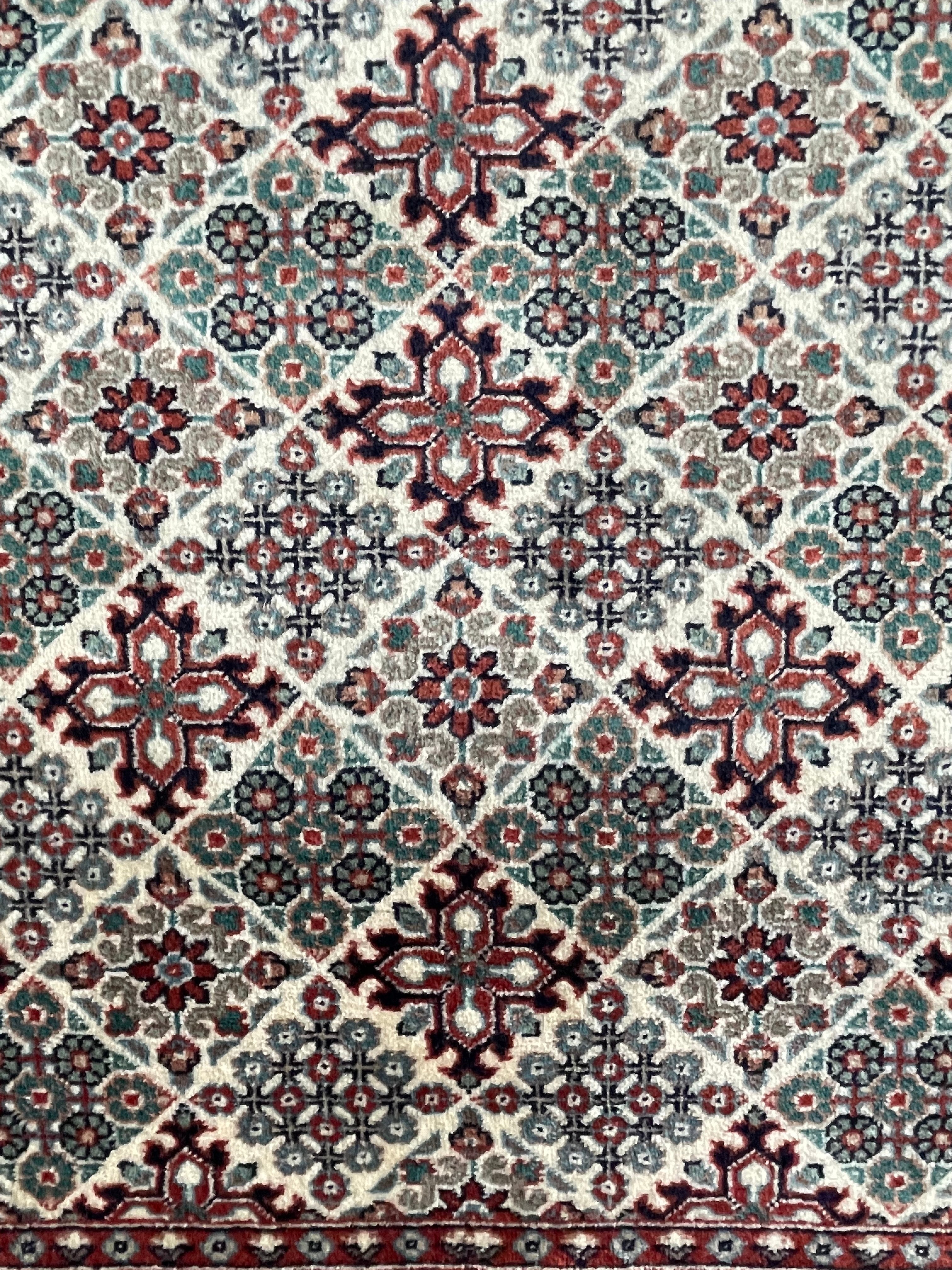 Kashmir rug 90 × 64 cm