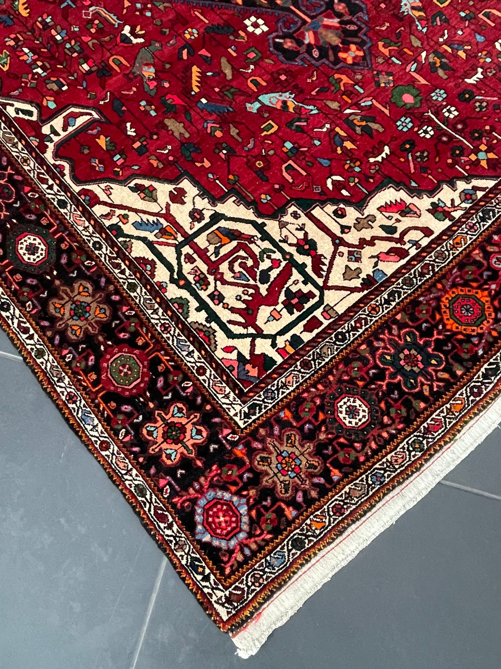 Persian Goltogh Rug 212 × 140 cm