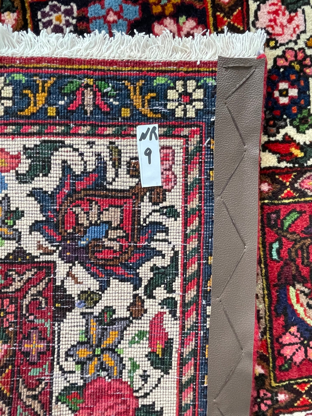 Bachtiar rug 204 × 127 cm
