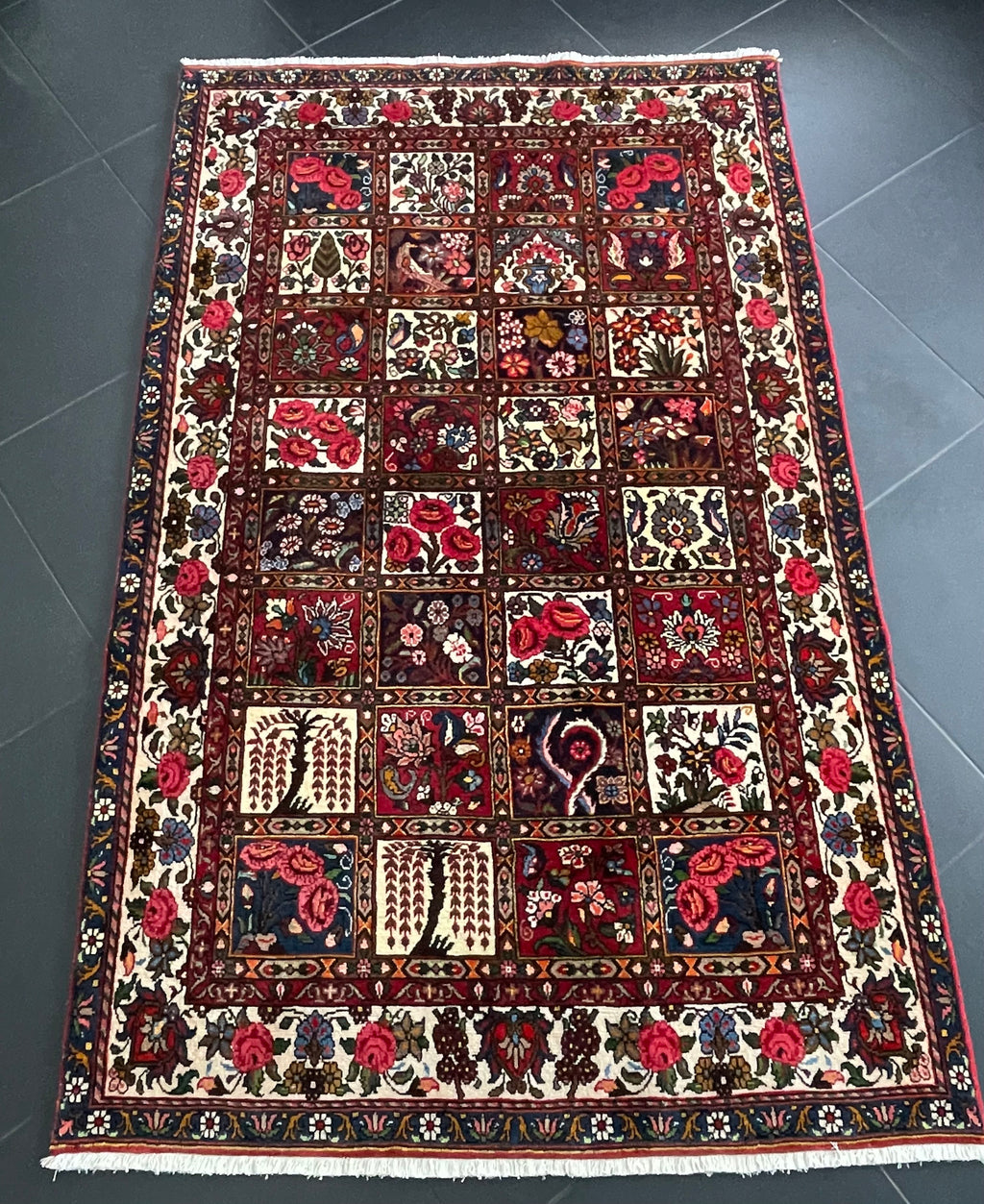 Bachtiar rug 204 × 127 cm
