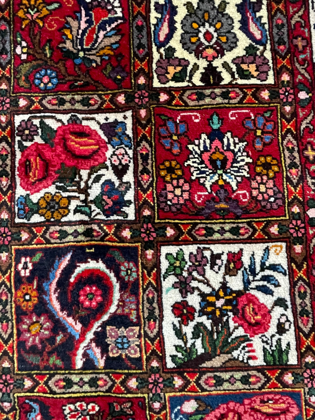 Bachtiar rug 204 × 127 cm