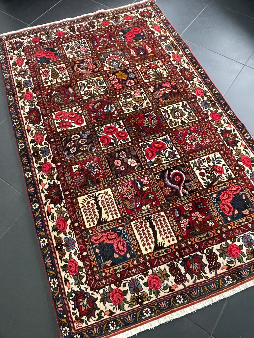Bachtiar rug 204 × 127 cm