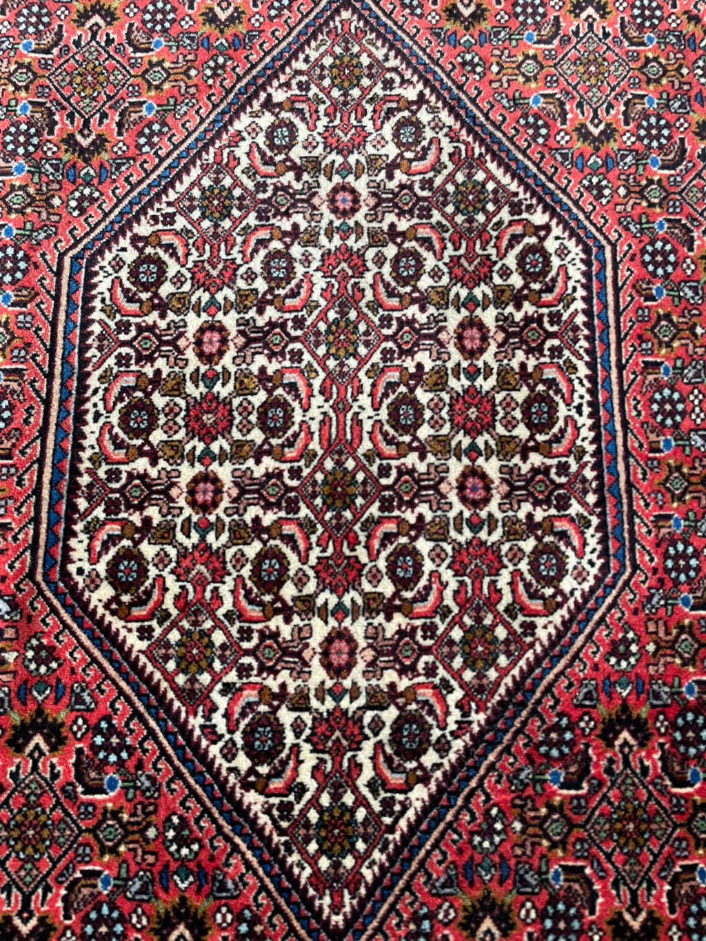 Bidjar Rug 175 × 104 cm