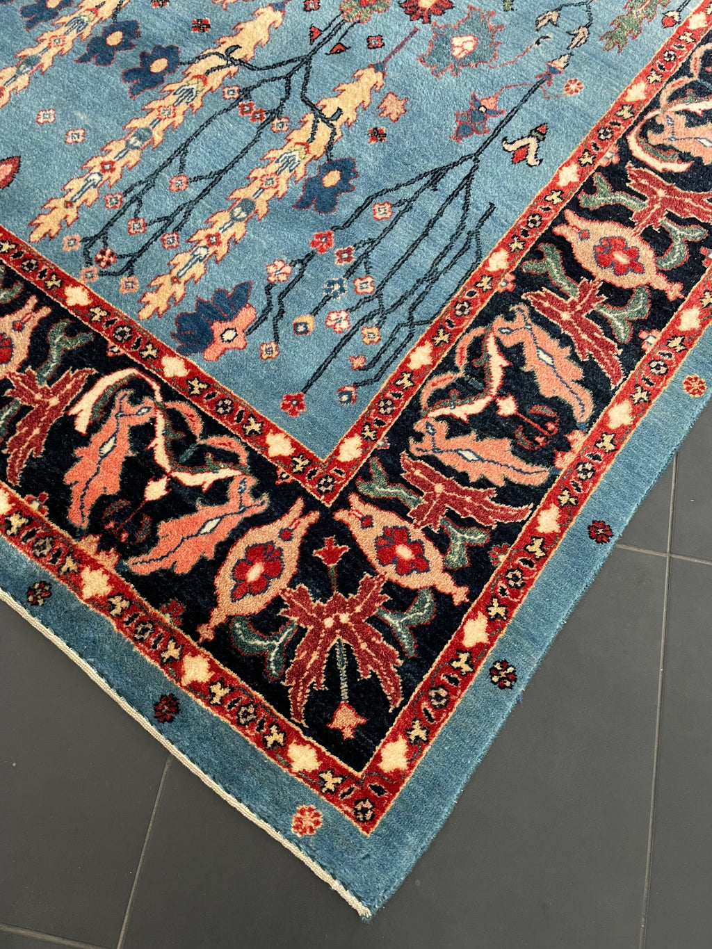 Loribaft rug 300 × 203 cm