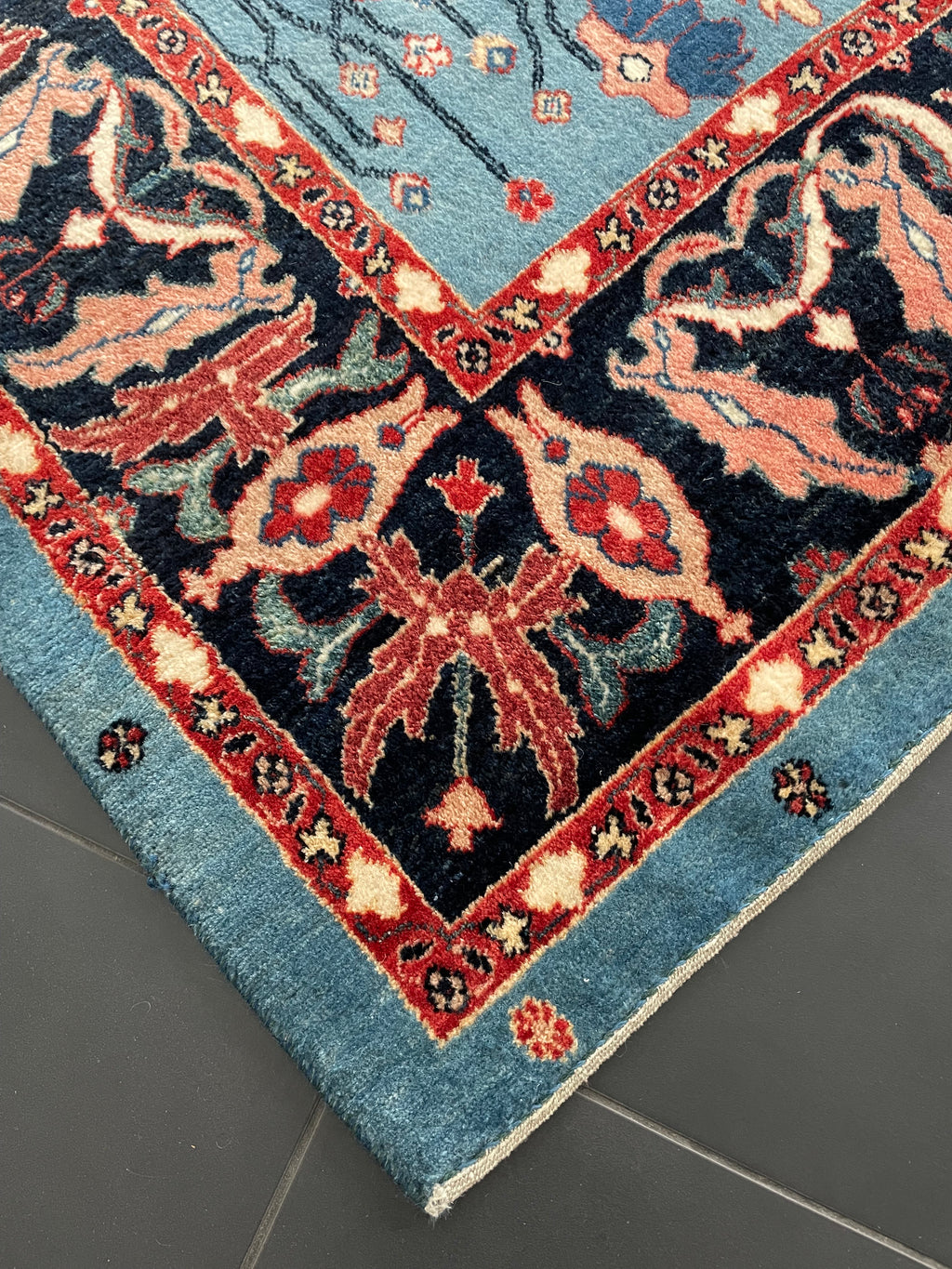 Loribaft rug 300 × 203 cm