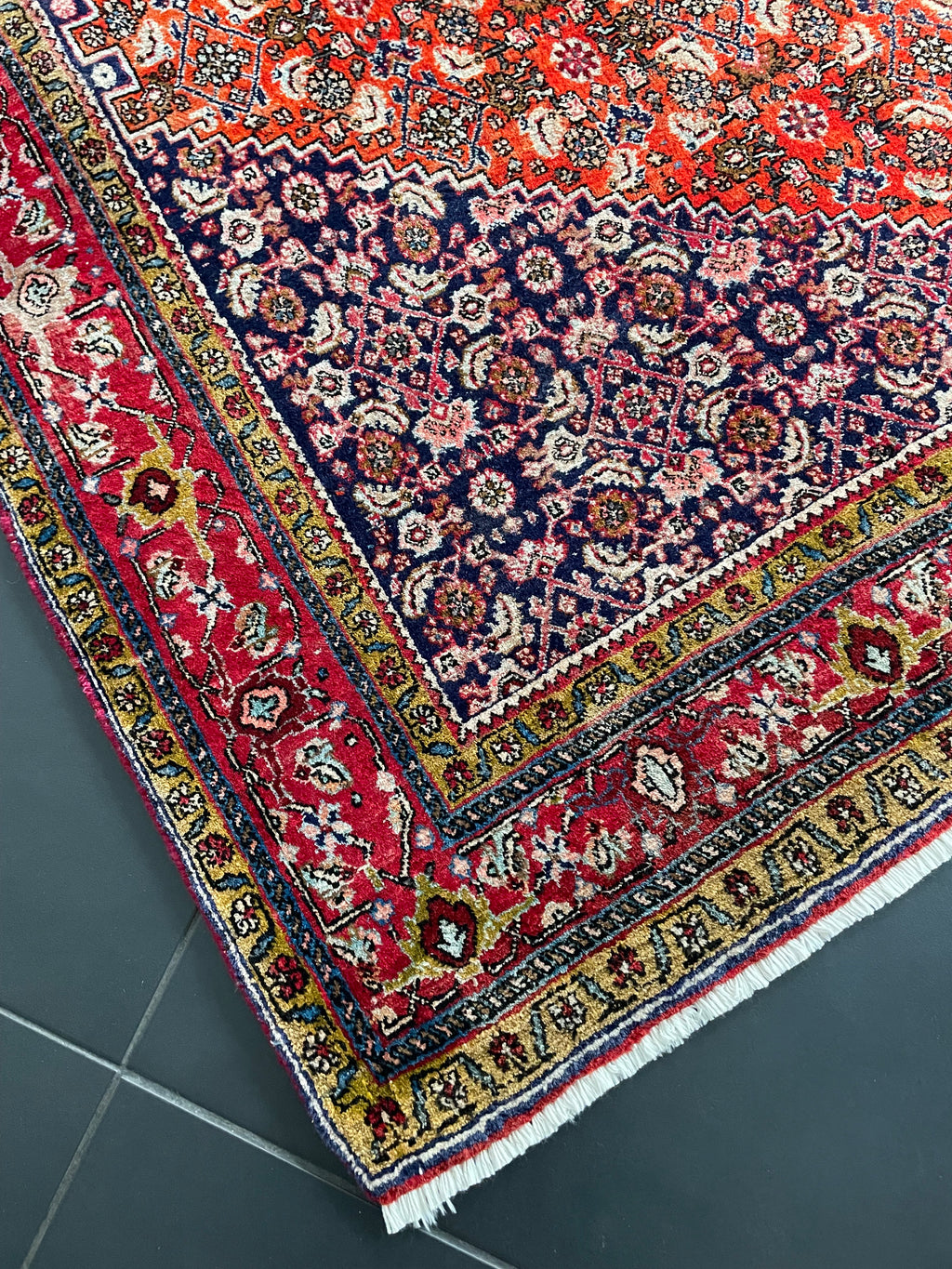 Bidjar rug 225 × 150 cm