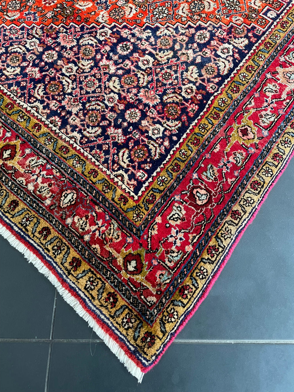 Bidjar rug 225 × 150 cm
