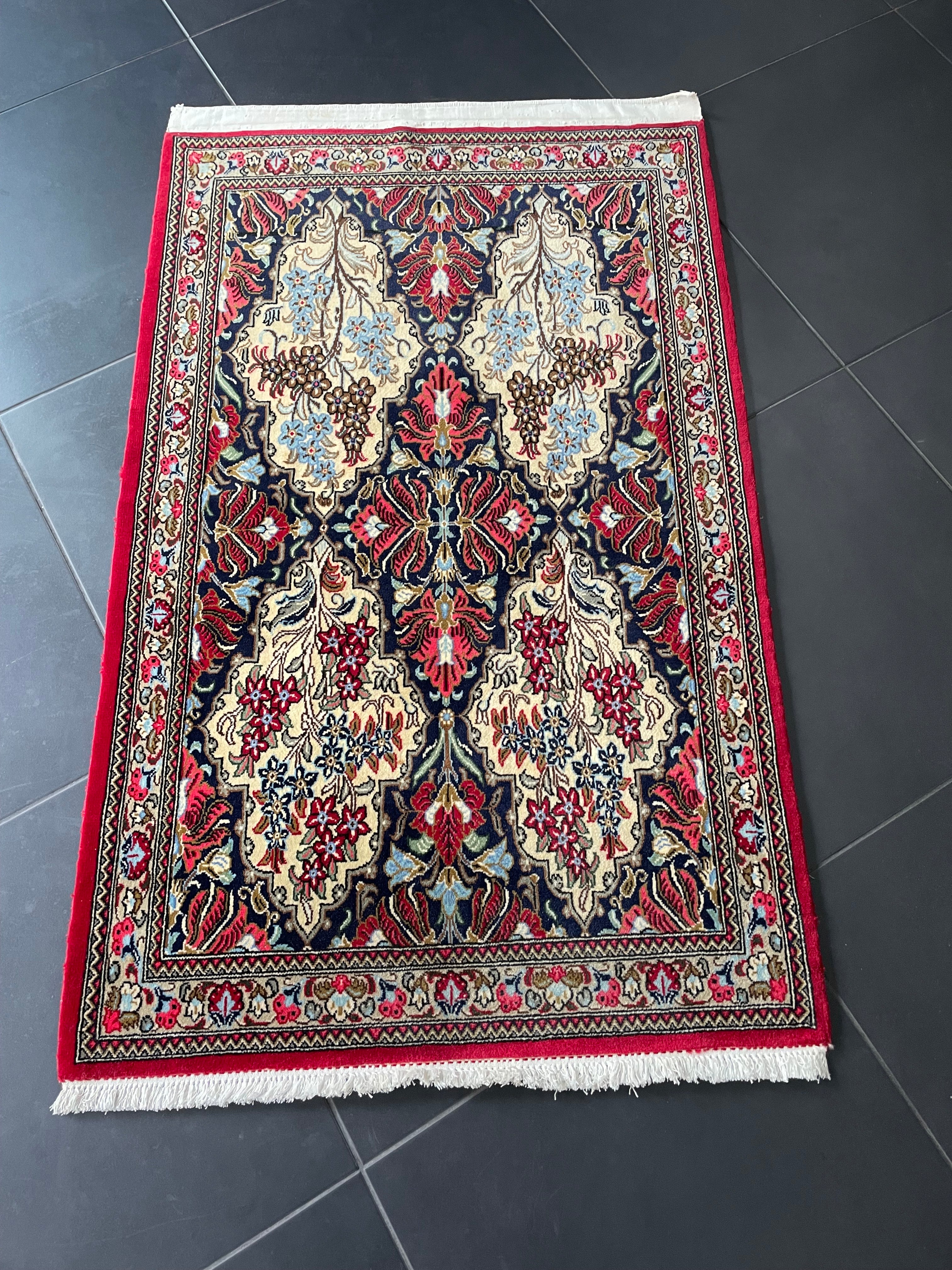 Qom rug 130 × 80 cm
