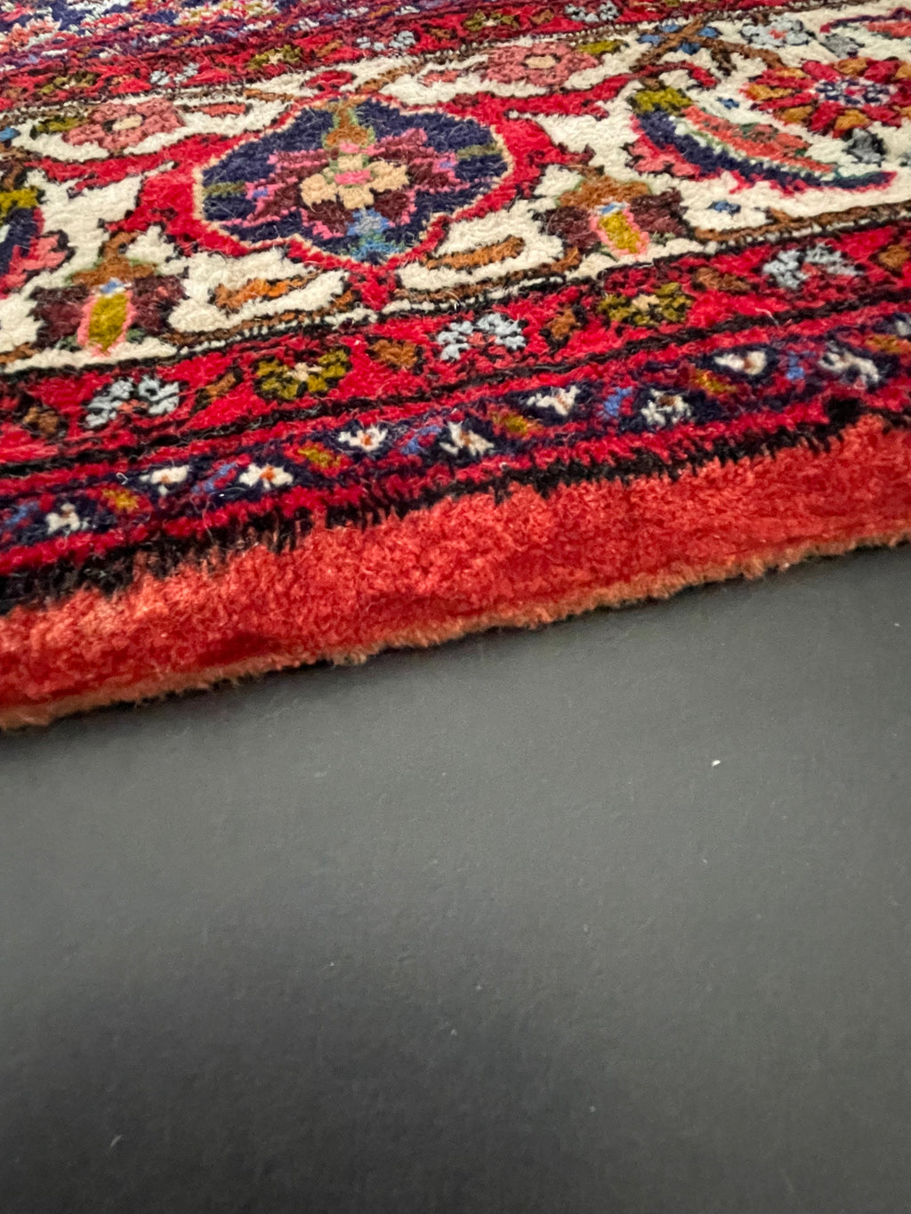 Bidjar rug 200 × 200 cm