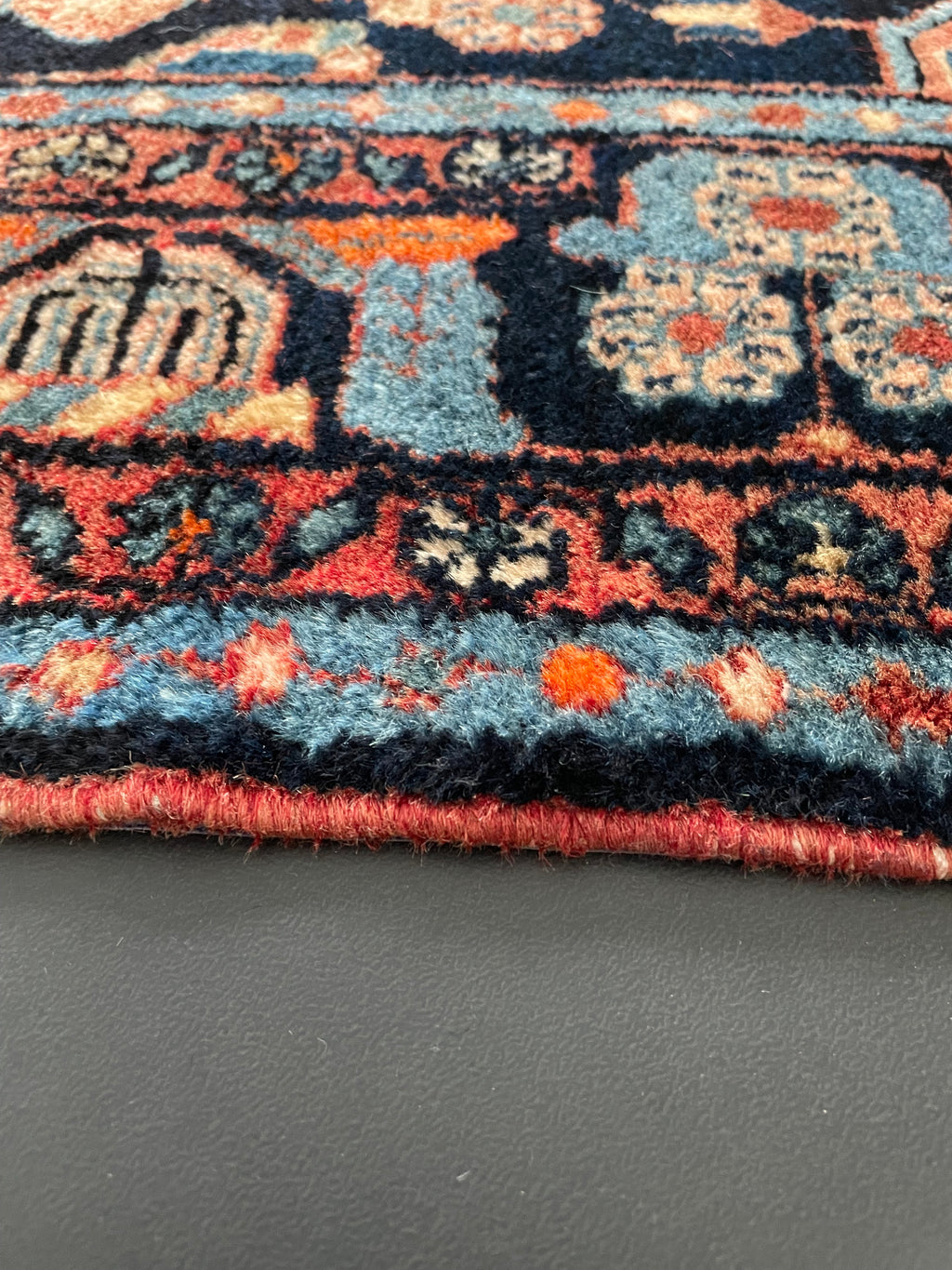 Persian Nahavand Rug 215 × 140 cm