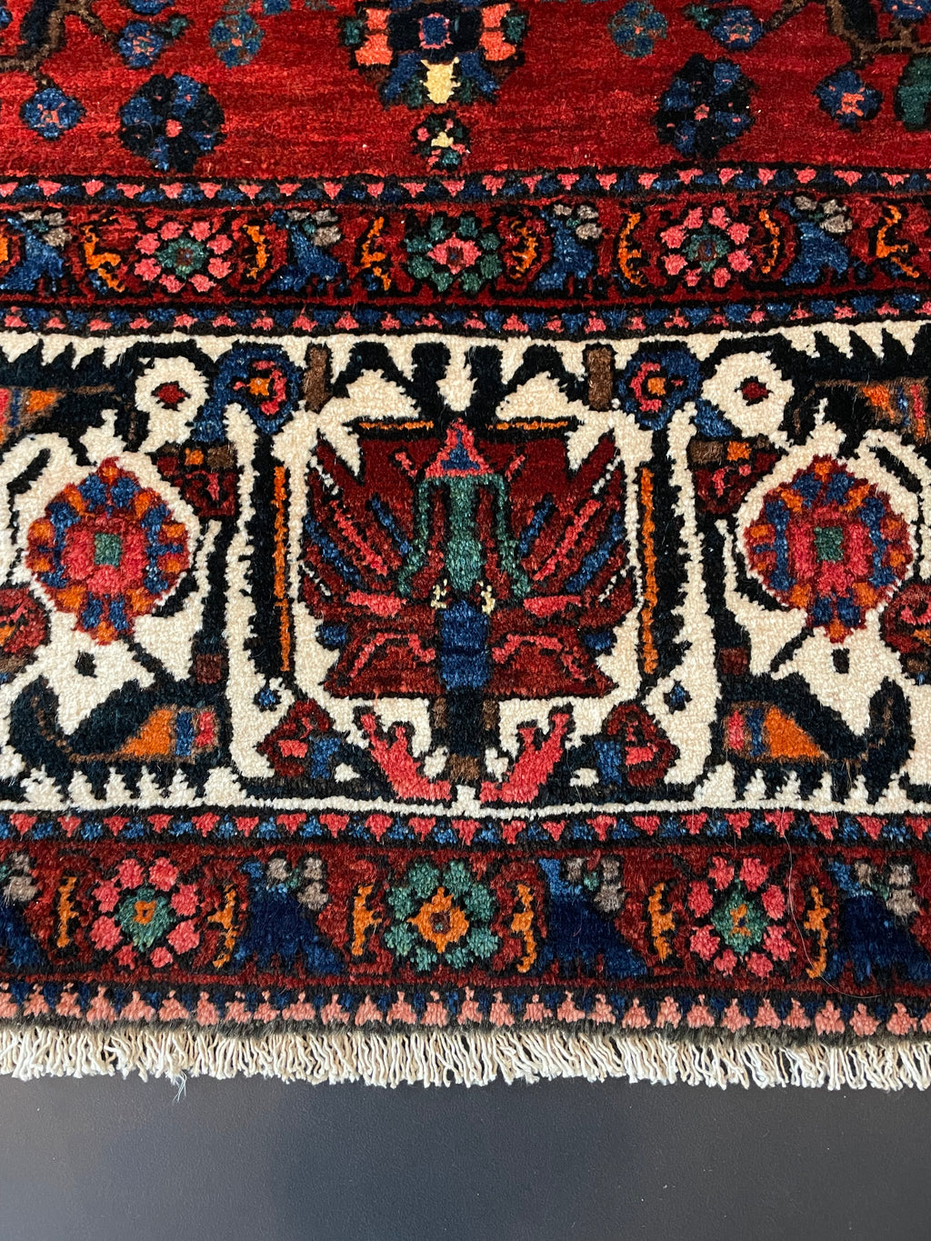Gashghai Rug 312 × 210 cm