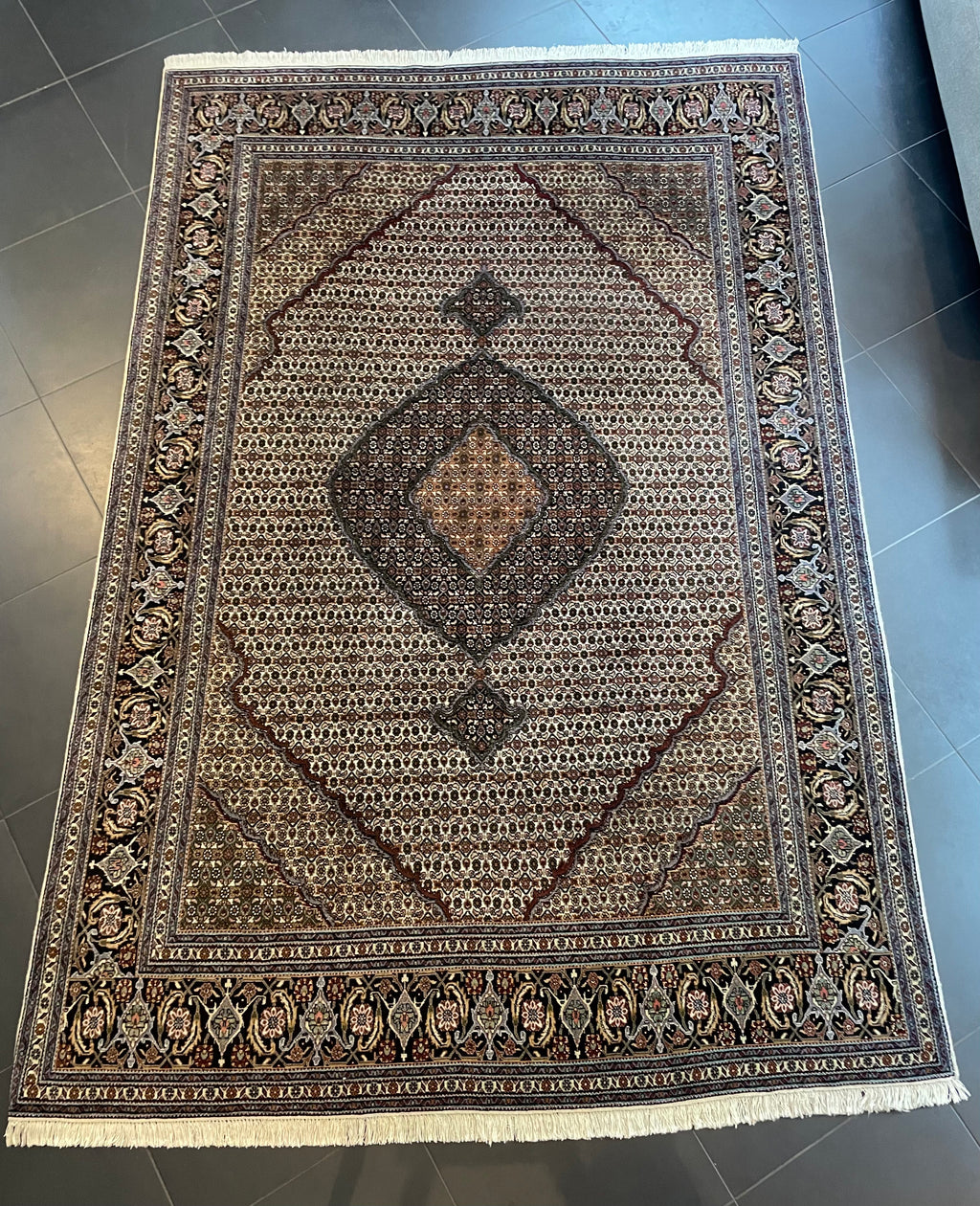 Tabriz Rug 300 × 200 cm