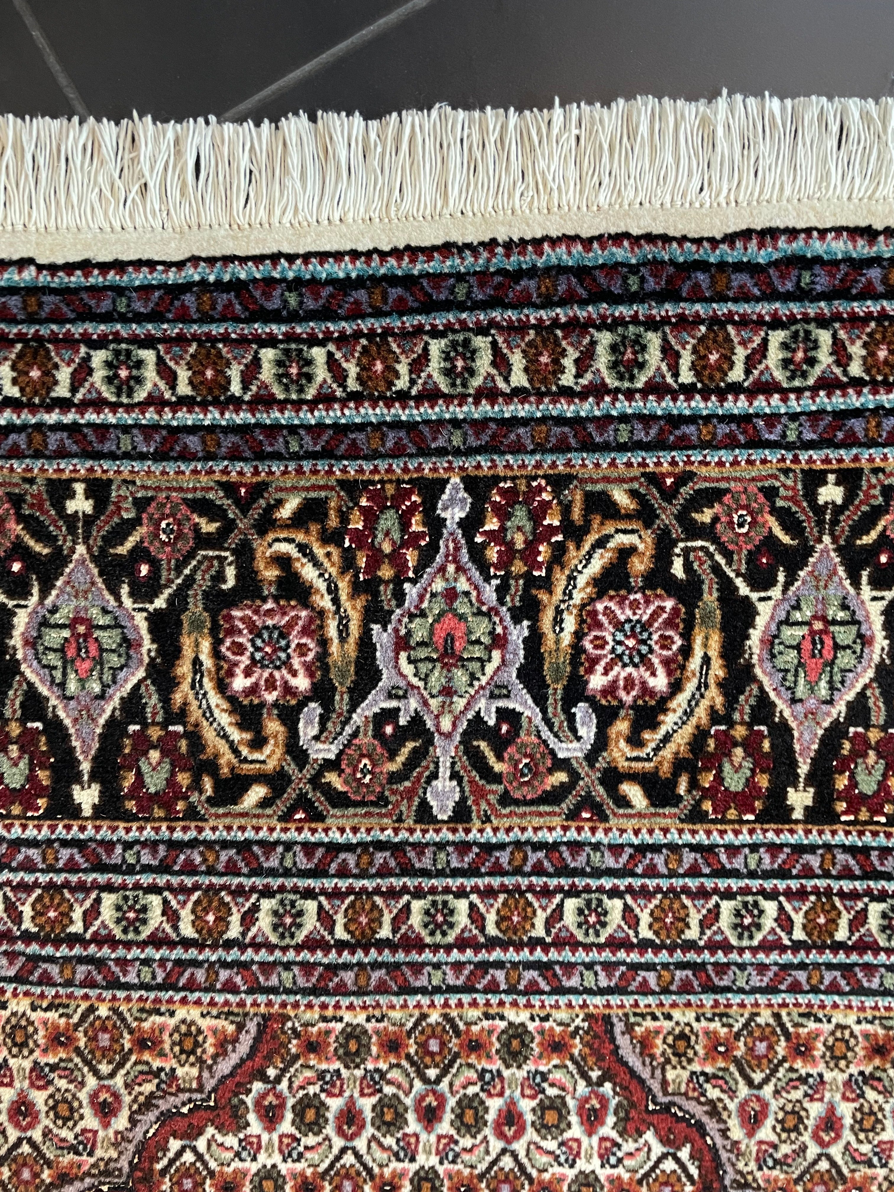 Tabriz Rug 300 × 200 cm