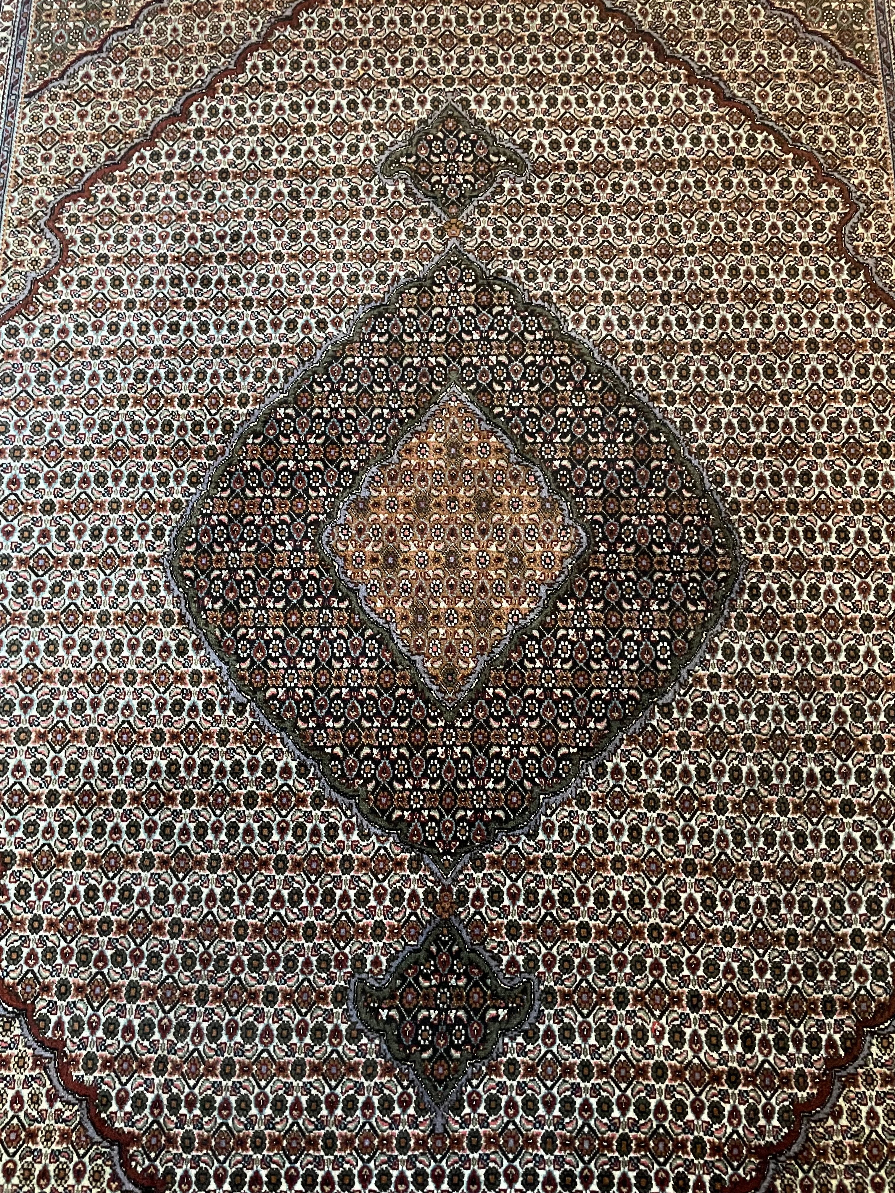 Tabriz Rug 300 × 200 cm