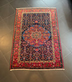 Bakhtiari Rug 195 × 136 cm