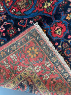 Bakhtiari Rug 195 × 136 cm