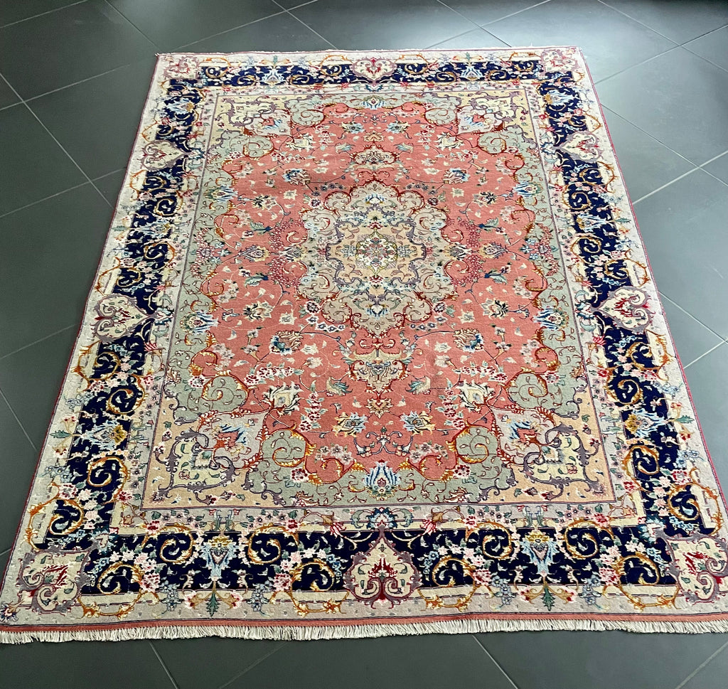 Tabriz Rug 206 × 149 cm