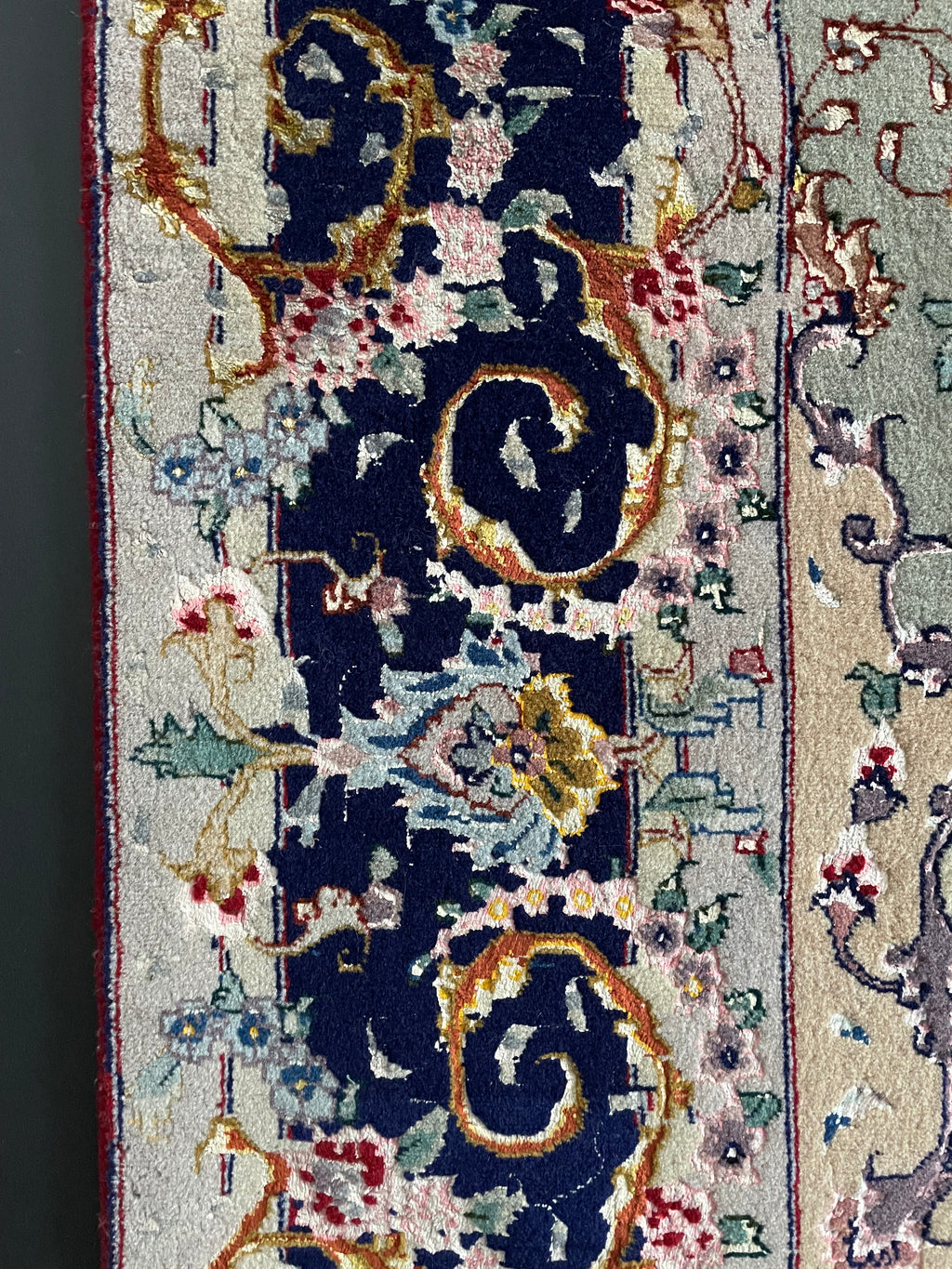 Tabriz Rug 206 × 149 cm