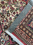 Qom Rug 167 × 107 cm