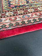 Qom Rug 167 × 107 cm
