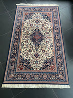 Qom Rug 160 × 95 cm