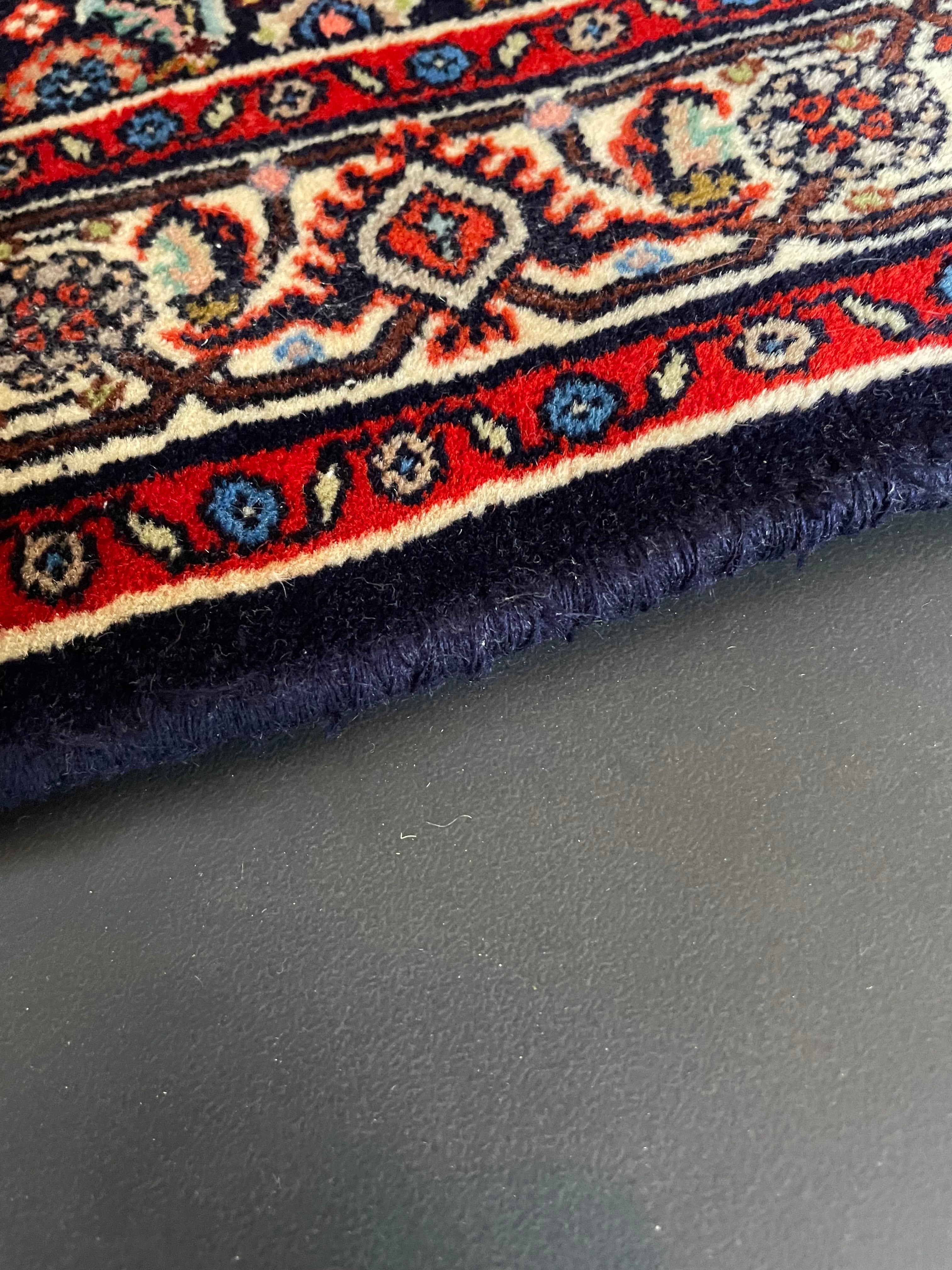 Bidjar Rug 103 × 77 cm