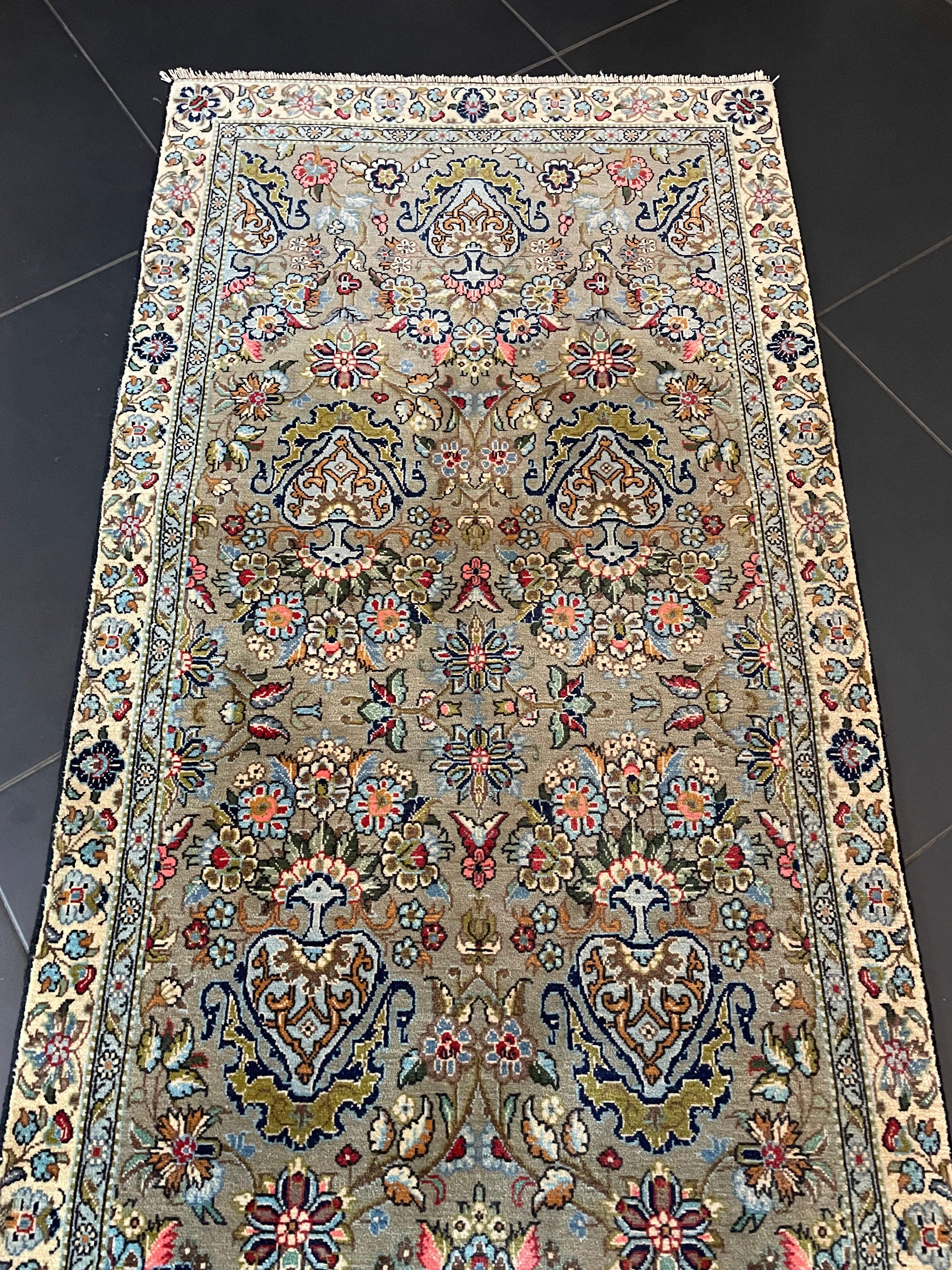 Qom Rug 387 × 75 cm