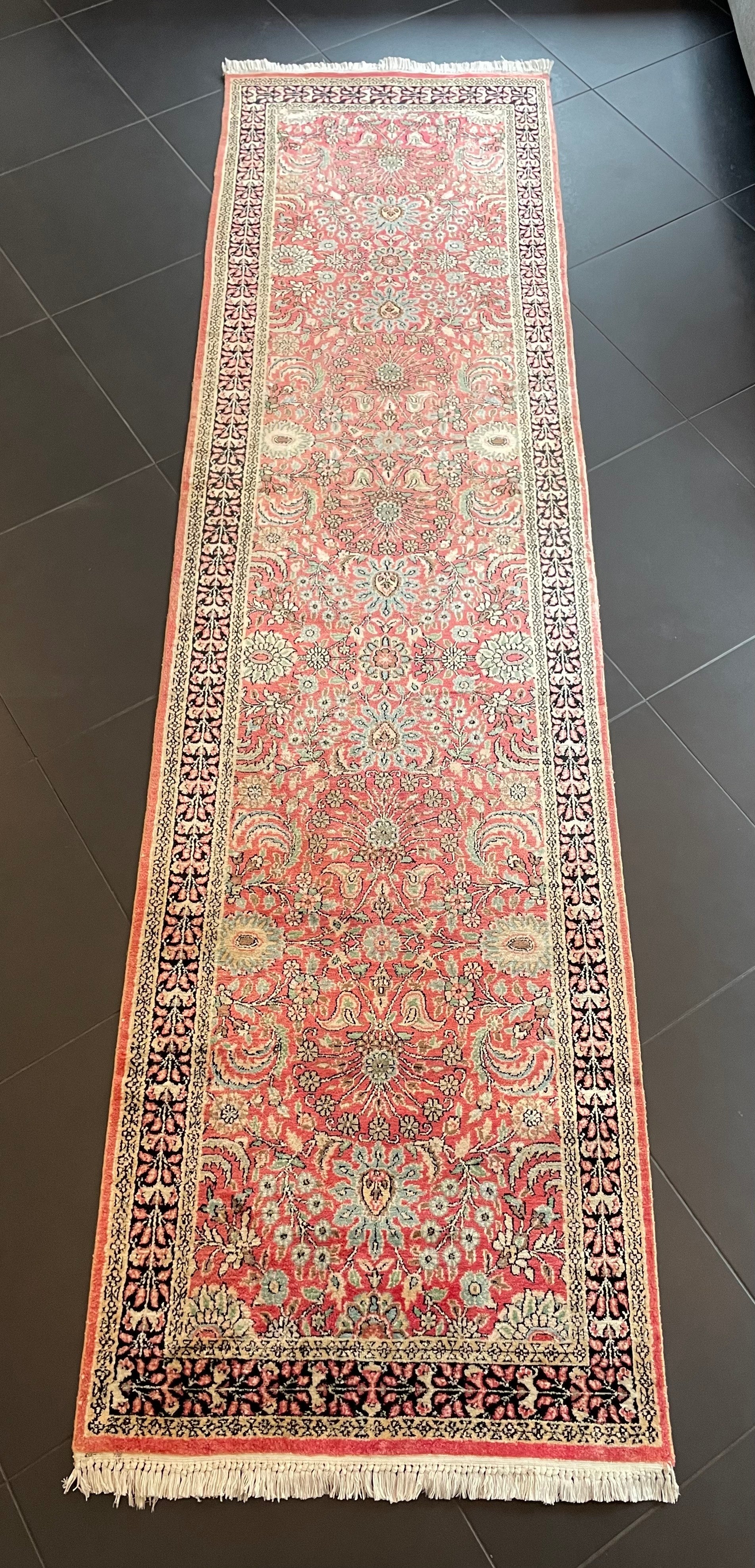 Kashmir silk Rug 306 × 83 cm