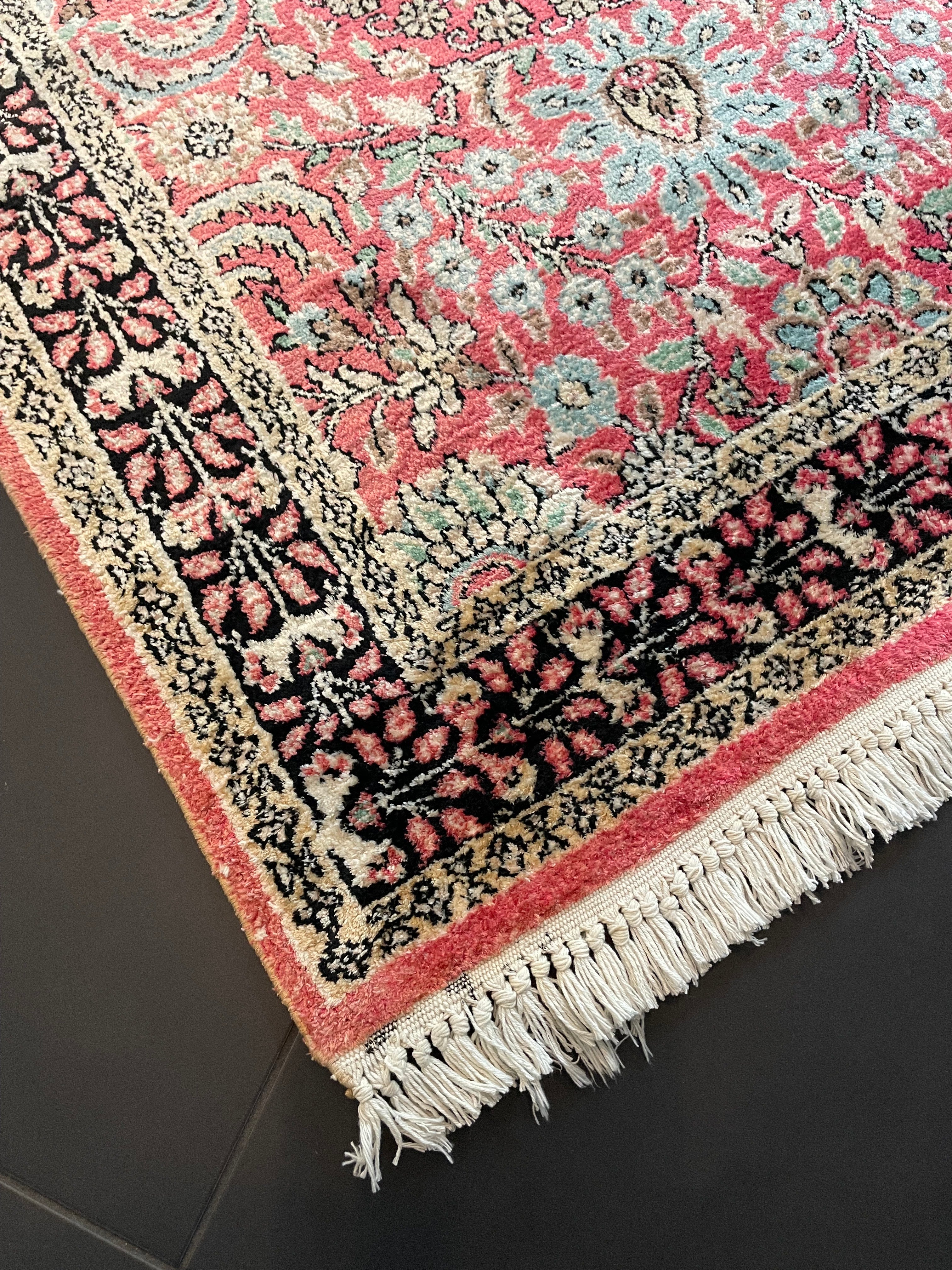 Kashmir silk Rug 306 × 83 cm