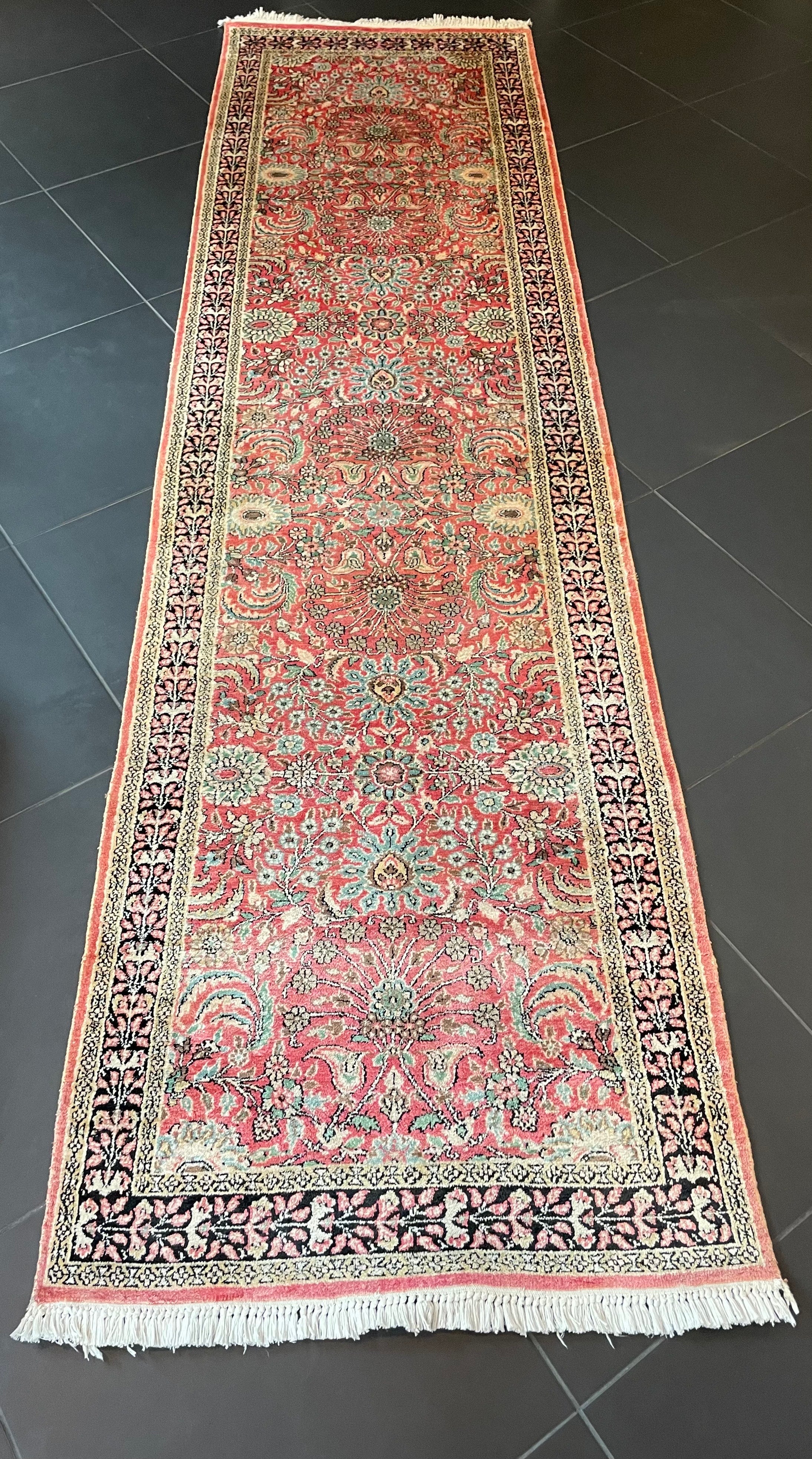 Kashmir silk Rug 306 × 83 cm