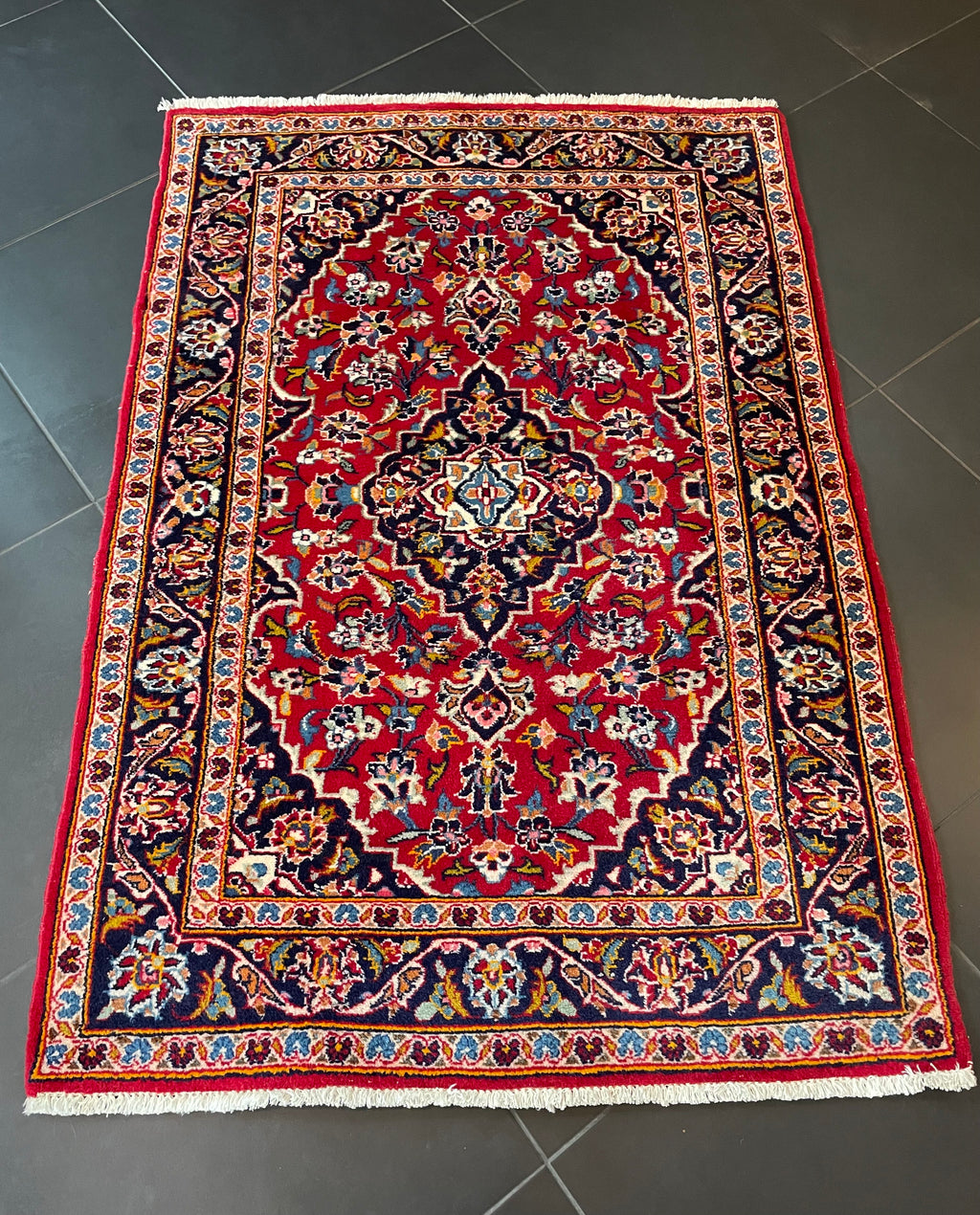 Kashan Rug 150 × 103 cm