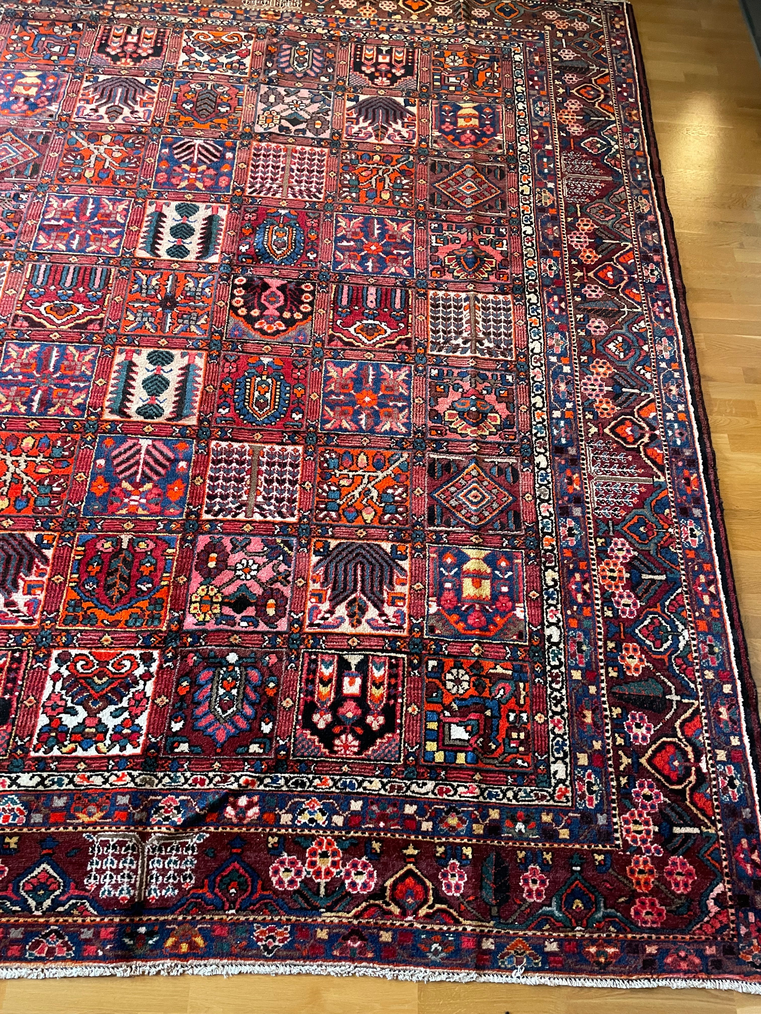 Bakhtiari Rug 350 × 294 cm