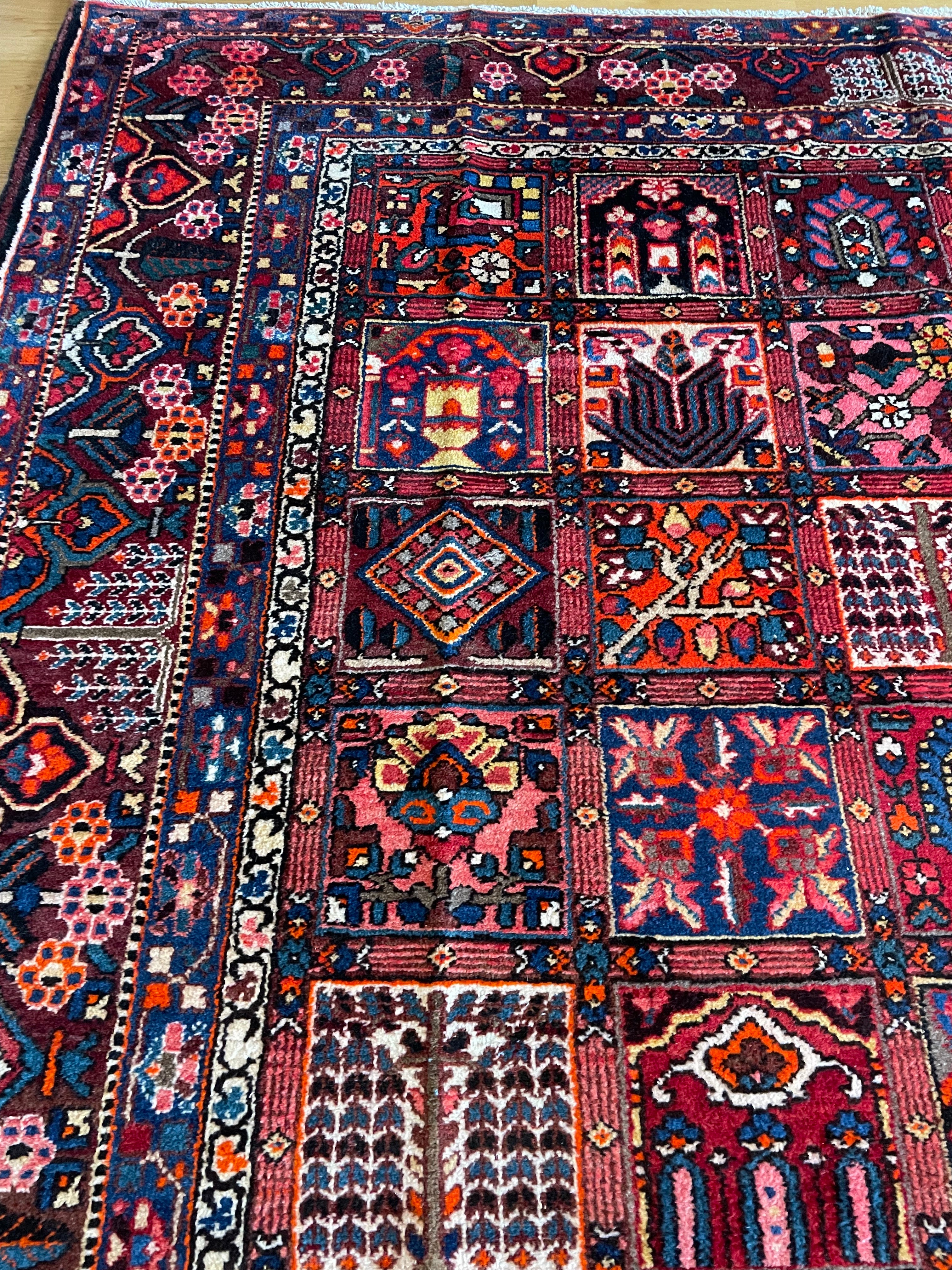 Bakhtiari Rug 350 × 294 cm