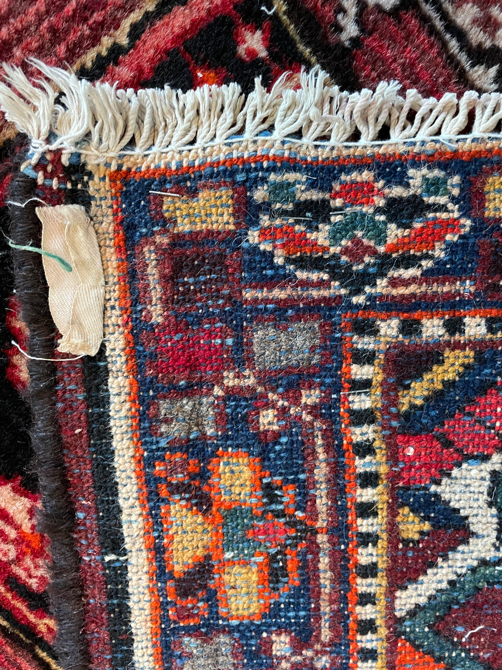 Bakhtiari Rug 350 × 294 cm