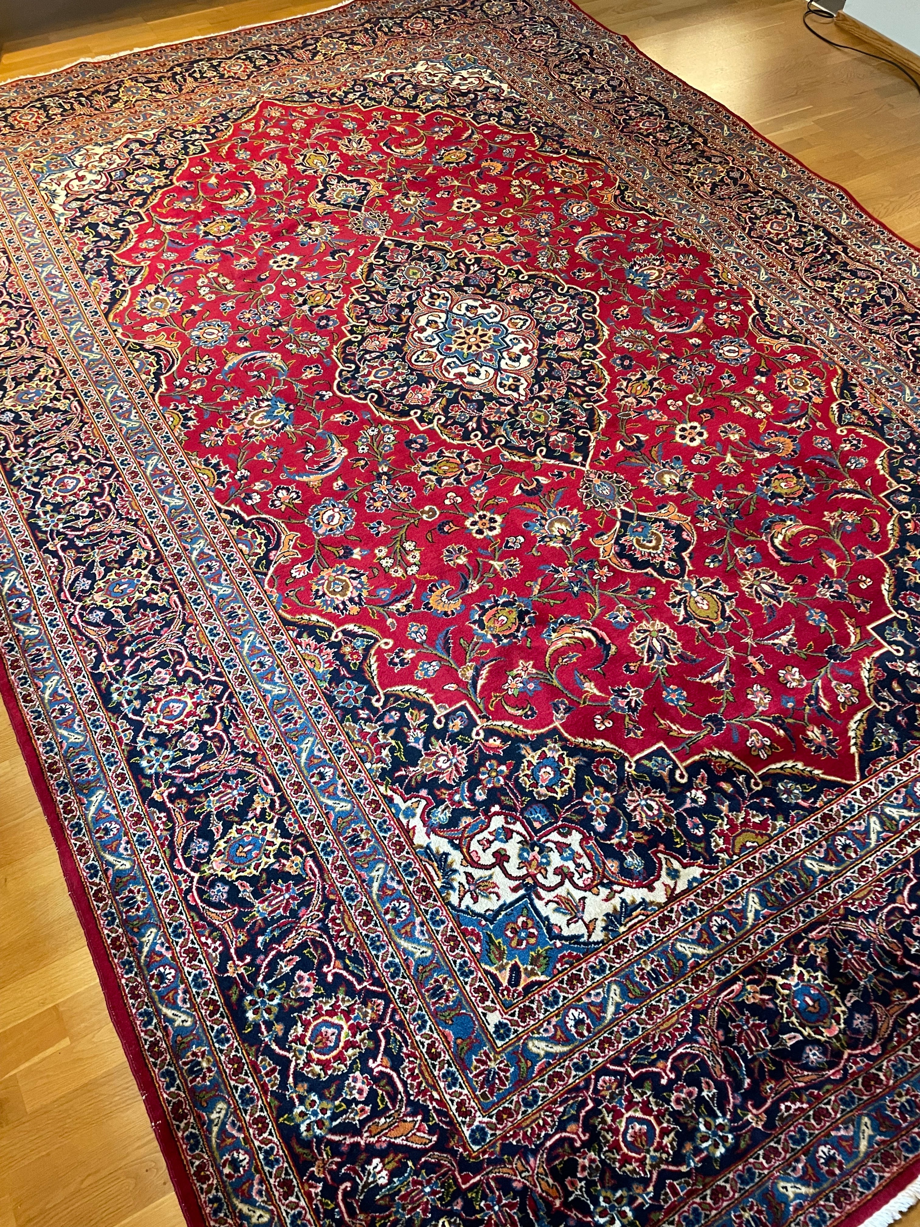 Keshan rug 250x362cm