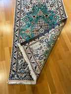 Nain Rug 377 × 84 cm