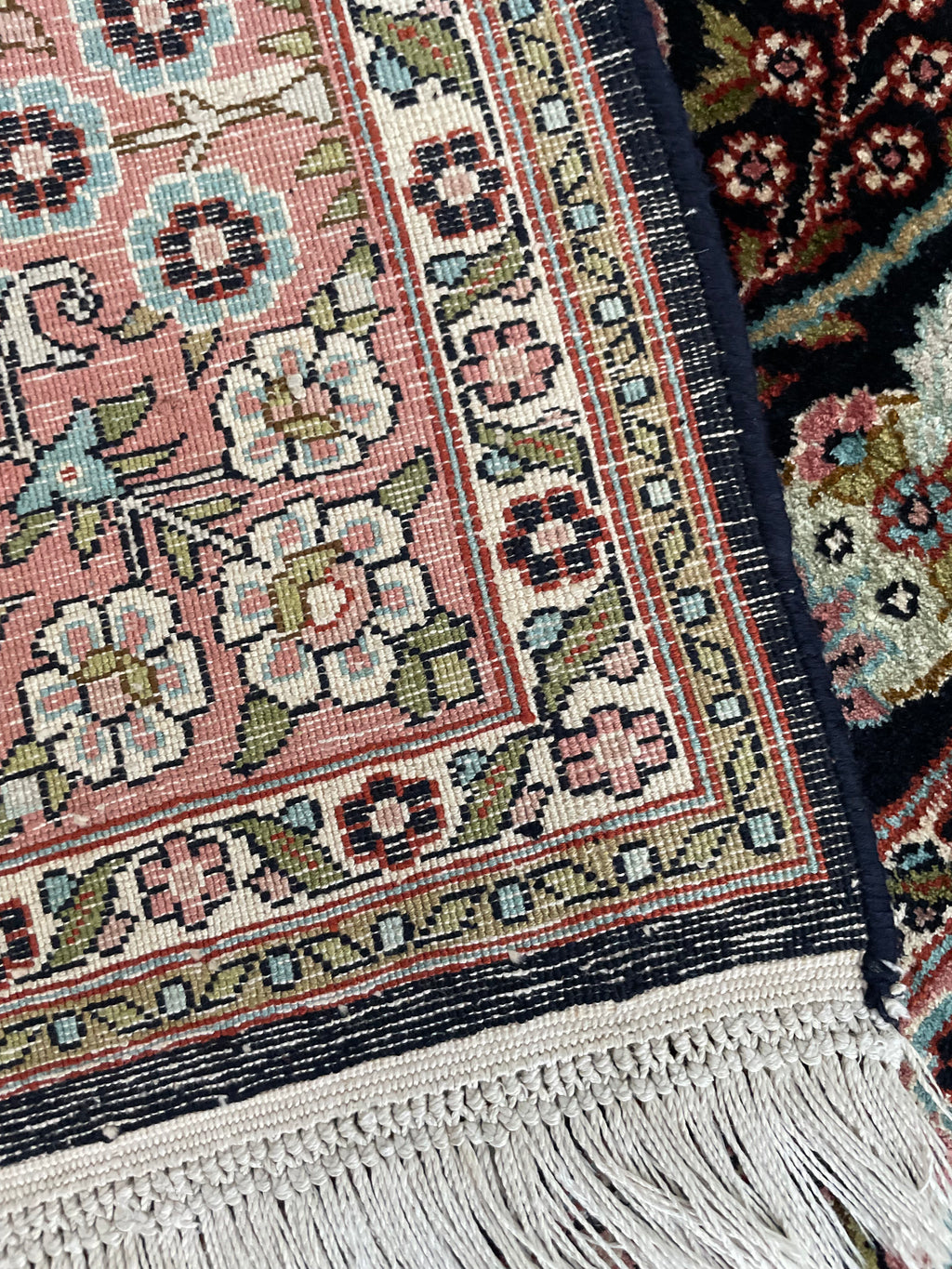 Kashmir silk rug 128x76cm