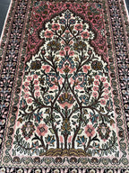 Kashmir silk rug 127x80cm