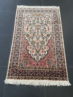 Kashmir silk rug 127x80cm