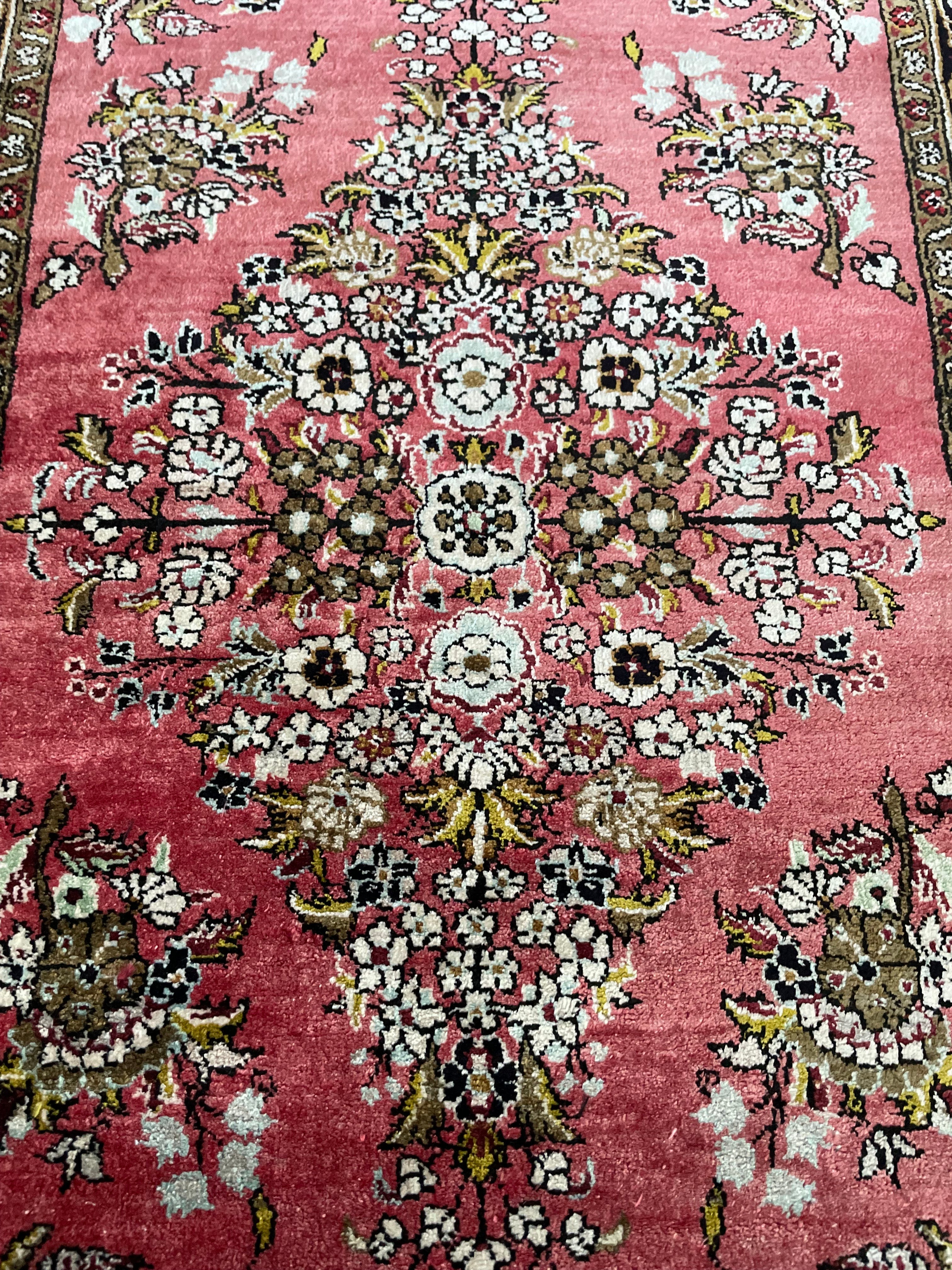 Ghom silk rug 85x55cm