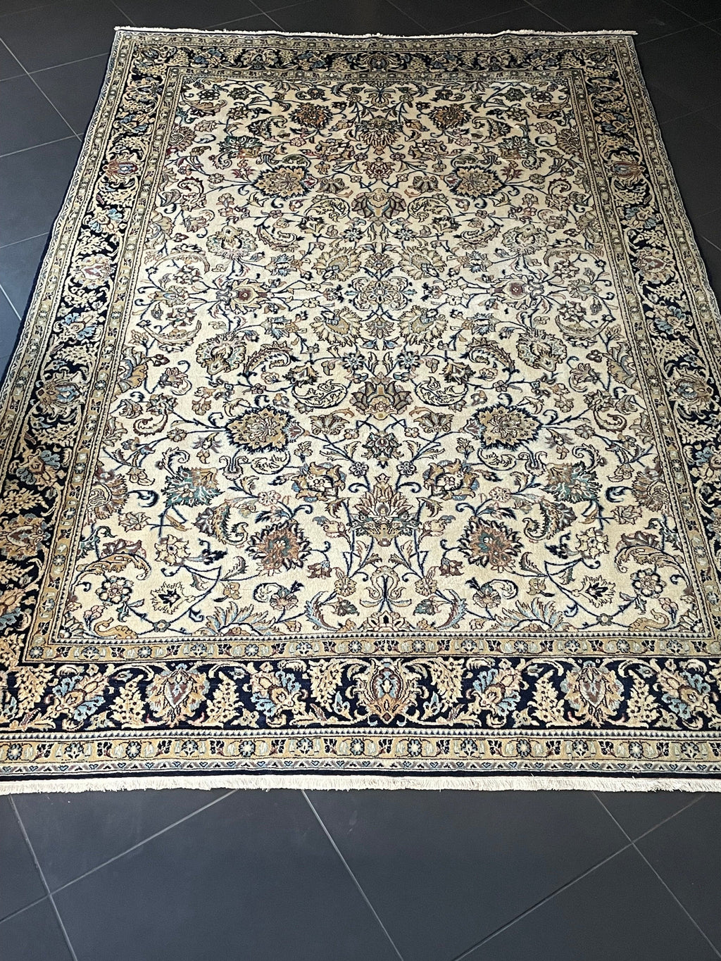 Ghom rug - 318x208cm