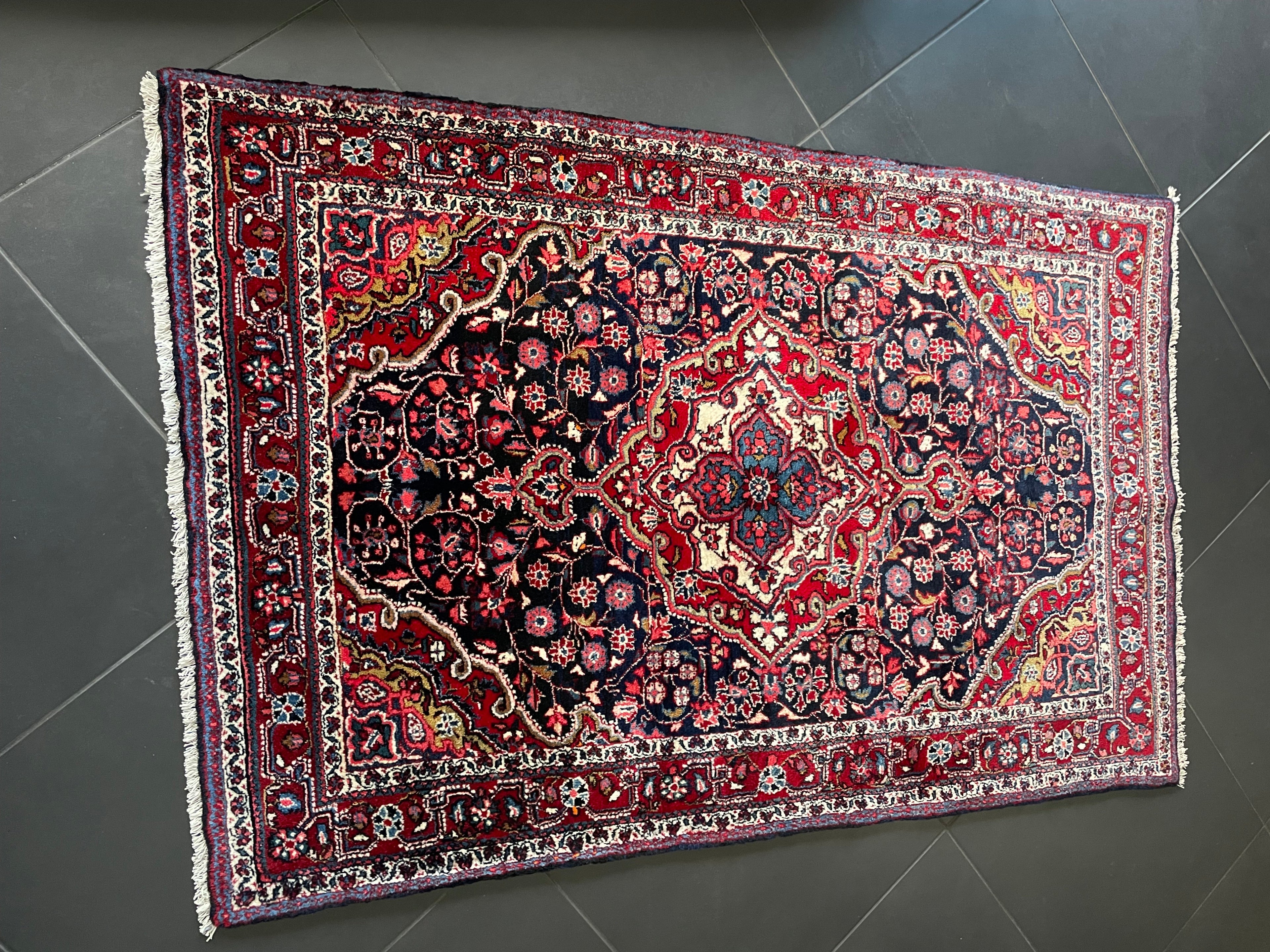 Sarough-matto 160×103 cm