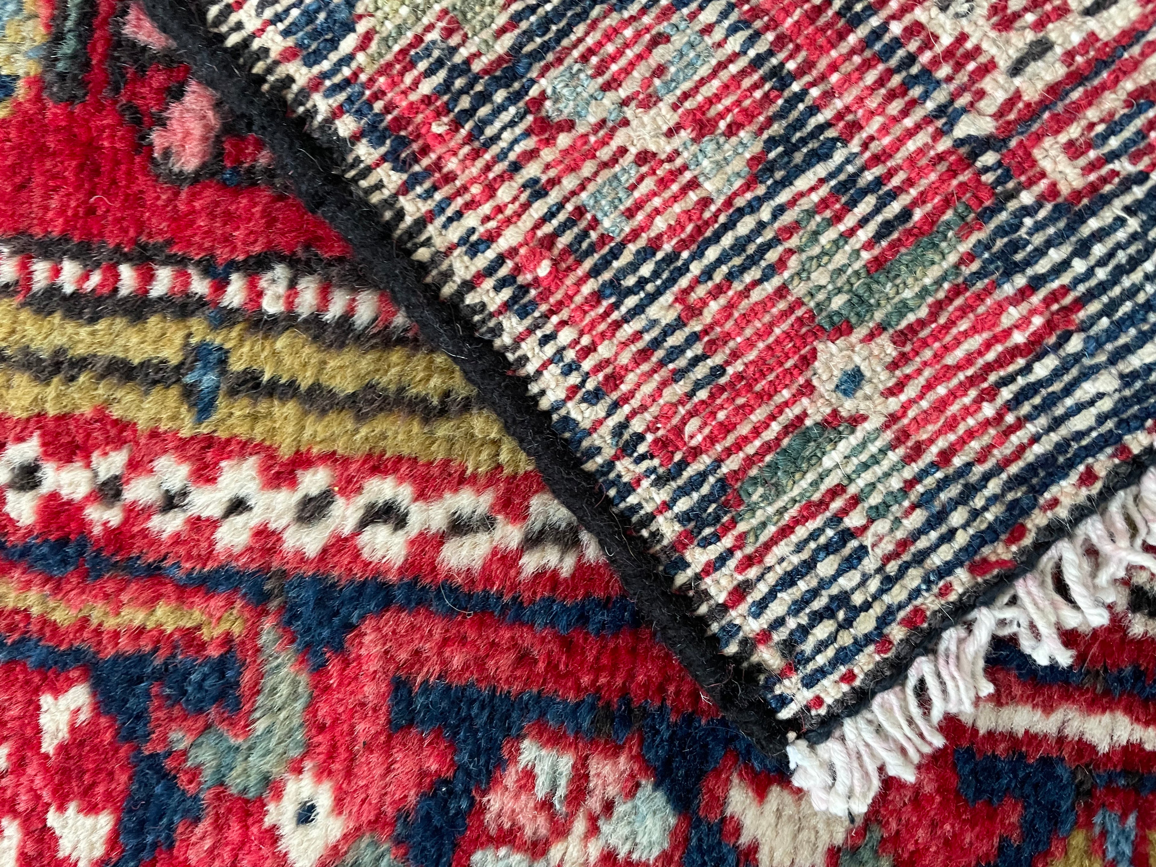 Heriz Rug 130 × 80 cm
