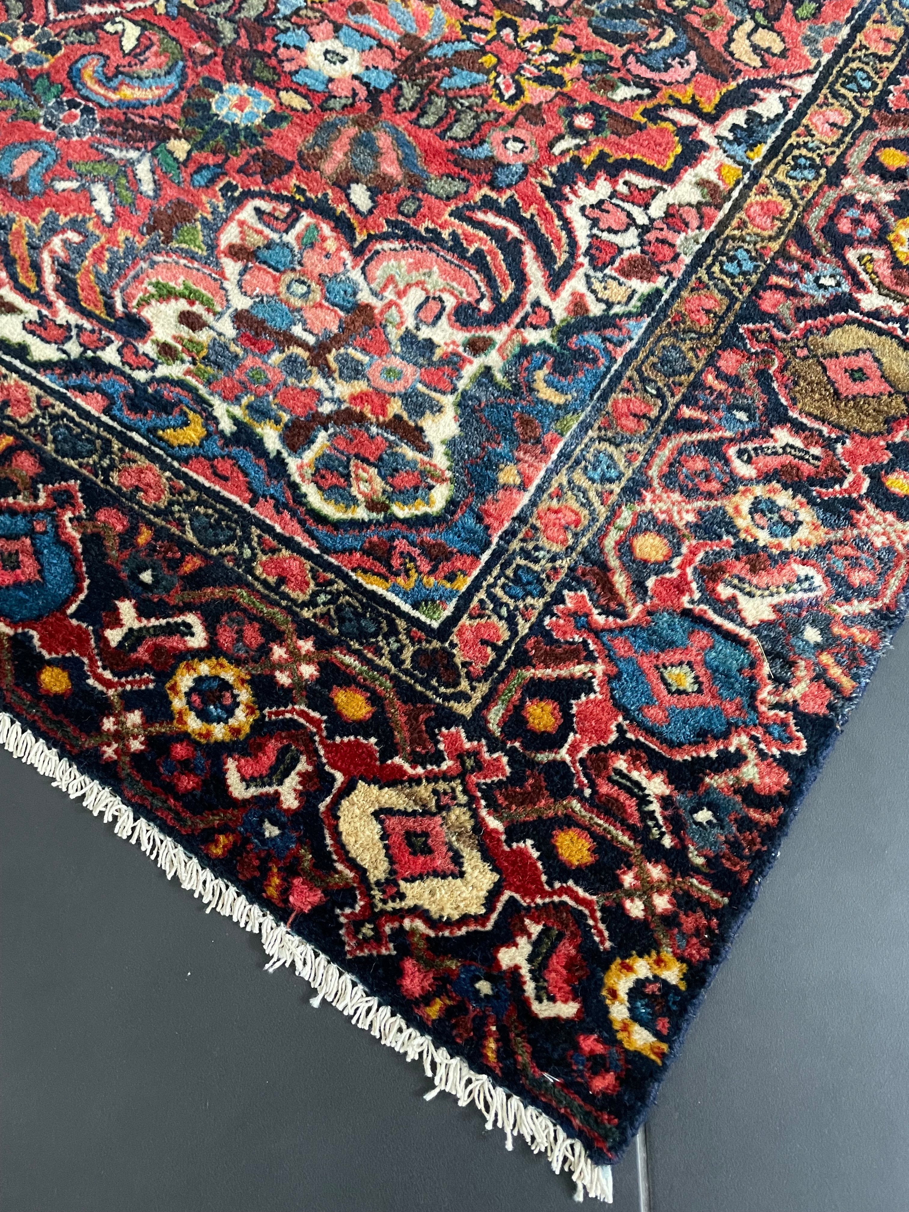 Hamadan Rug 197 × 142 cm