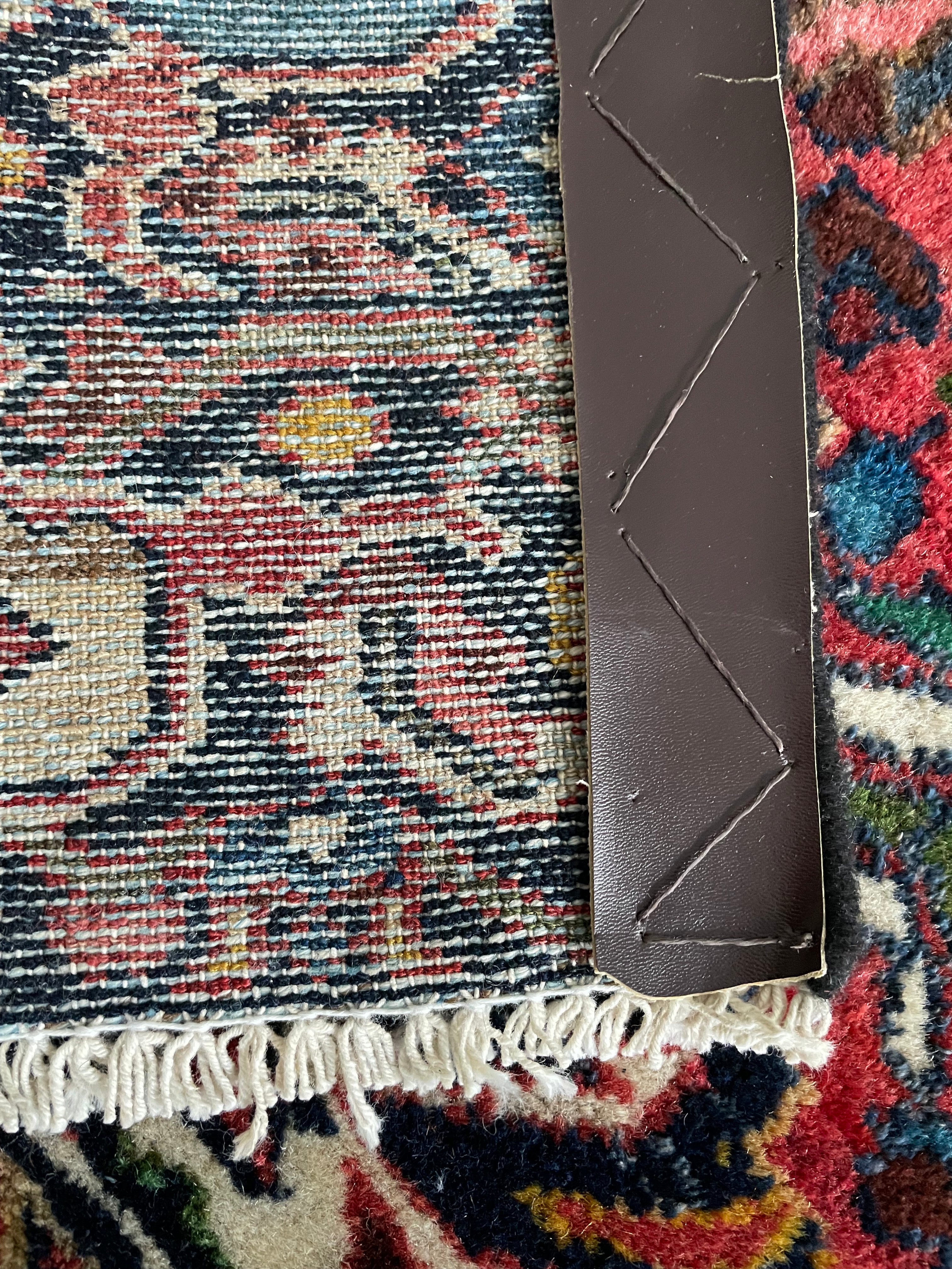 Hamadan Rug 197 × 142 cm