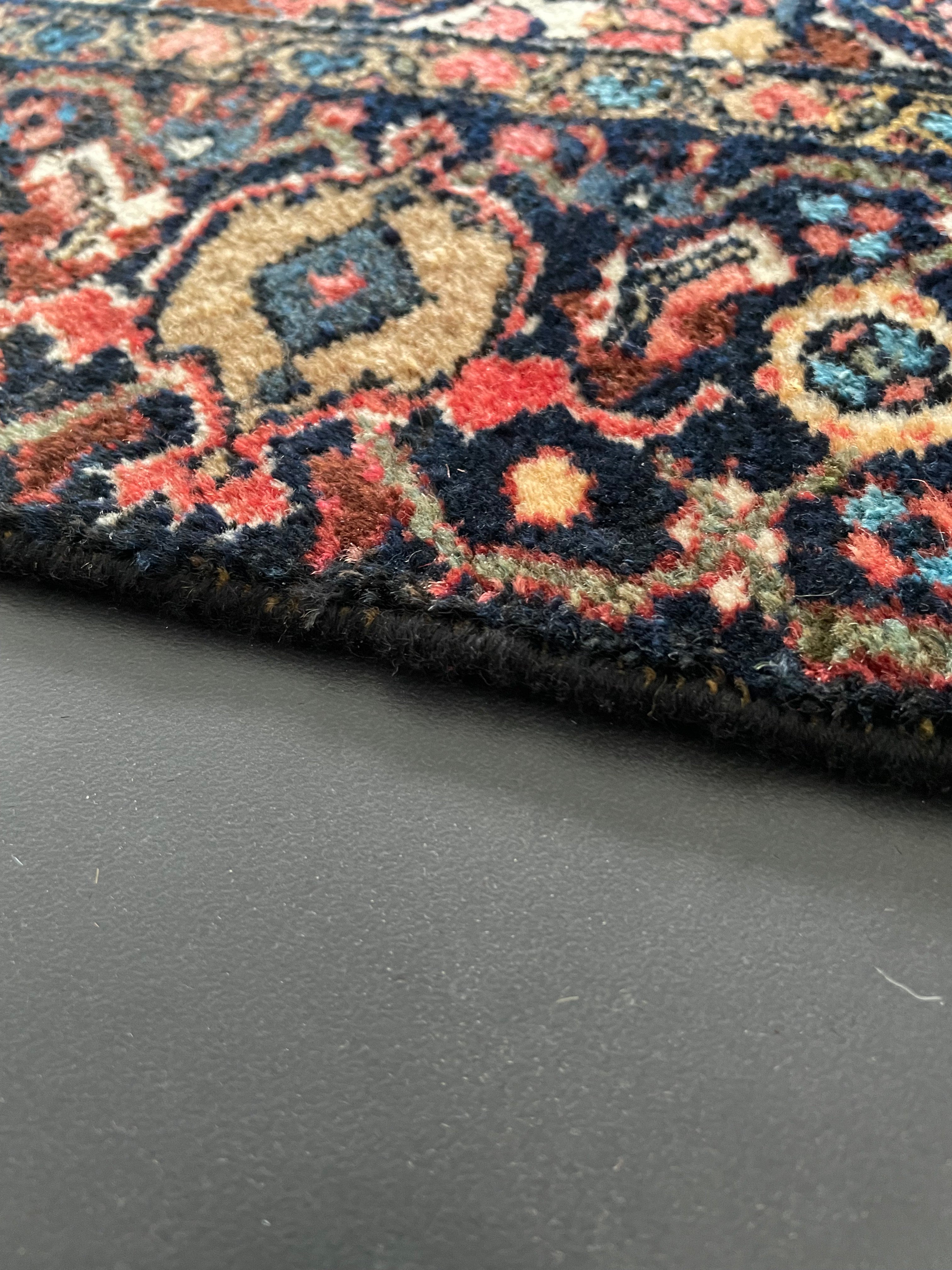 Hamadan Rug 197 × 142 cm