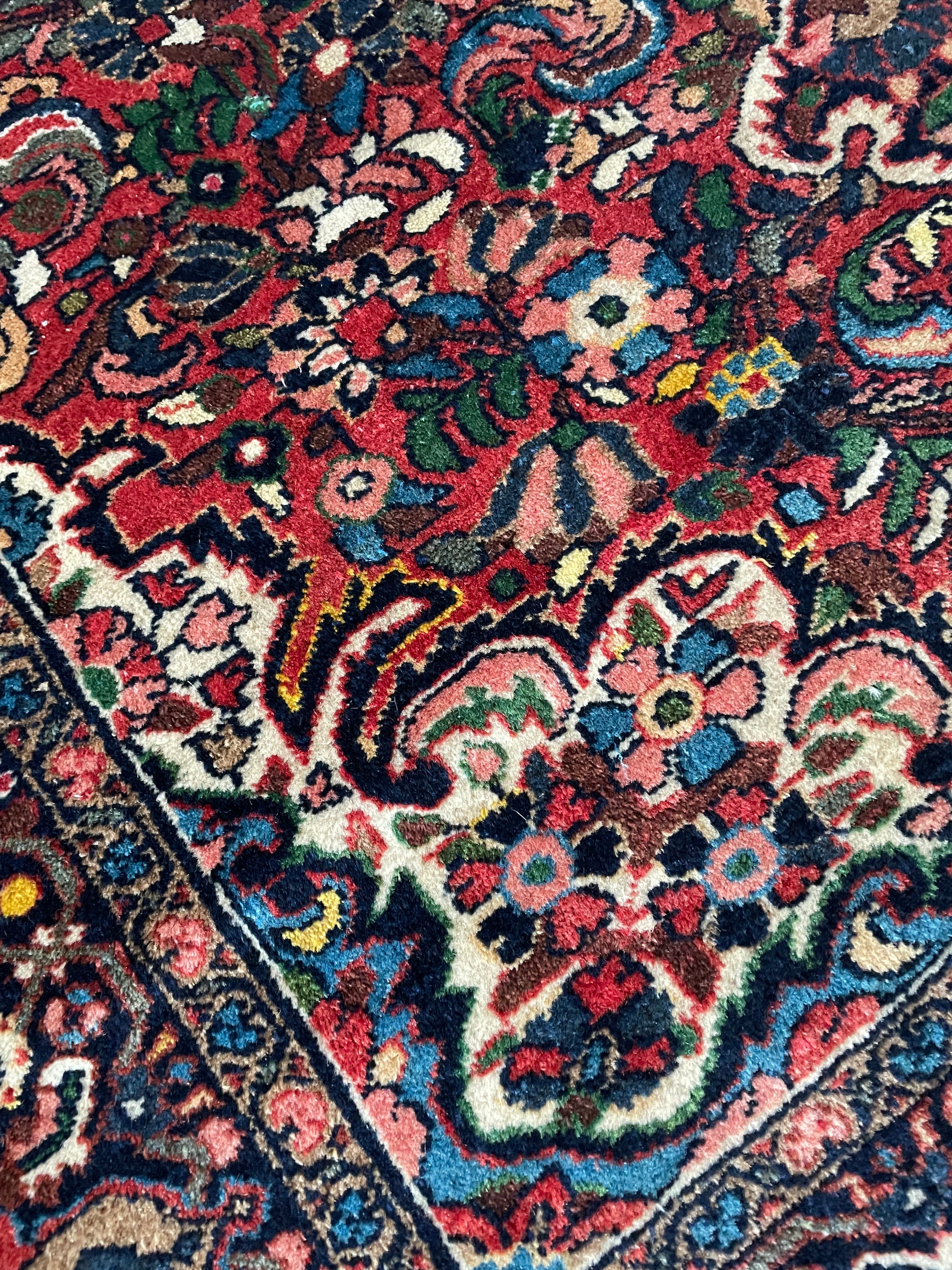 Hamadan Rug 197 × 142 cm