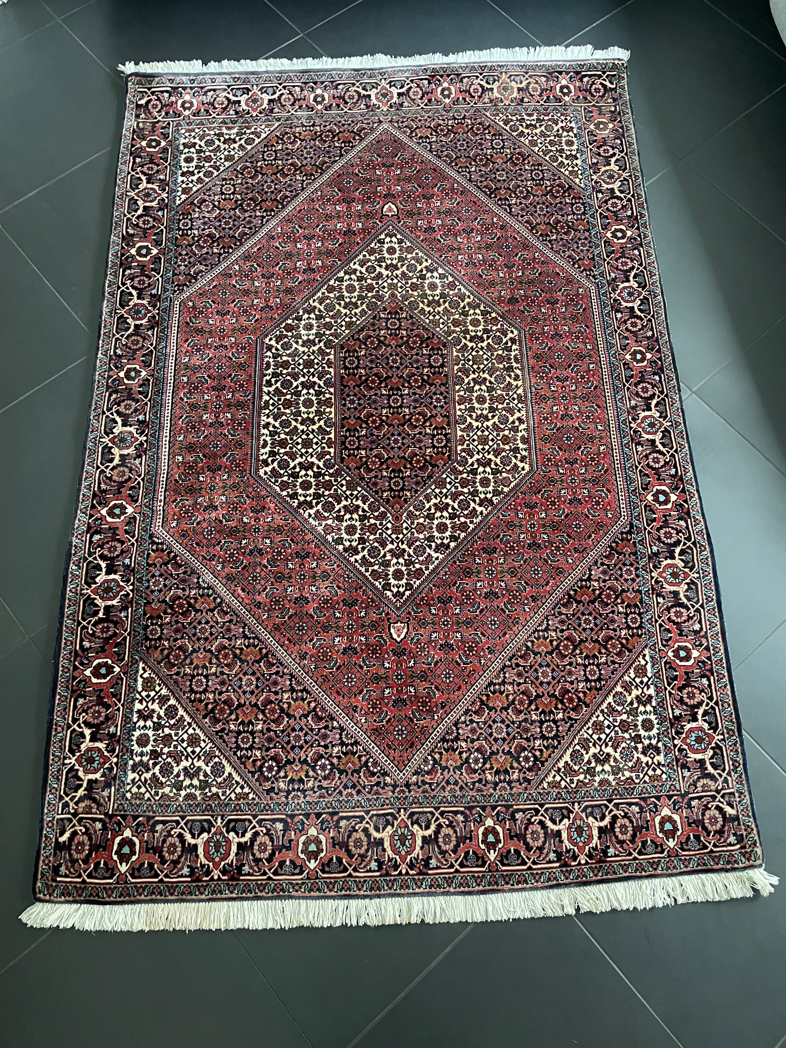 Bidjar rug 210 × 142 cm